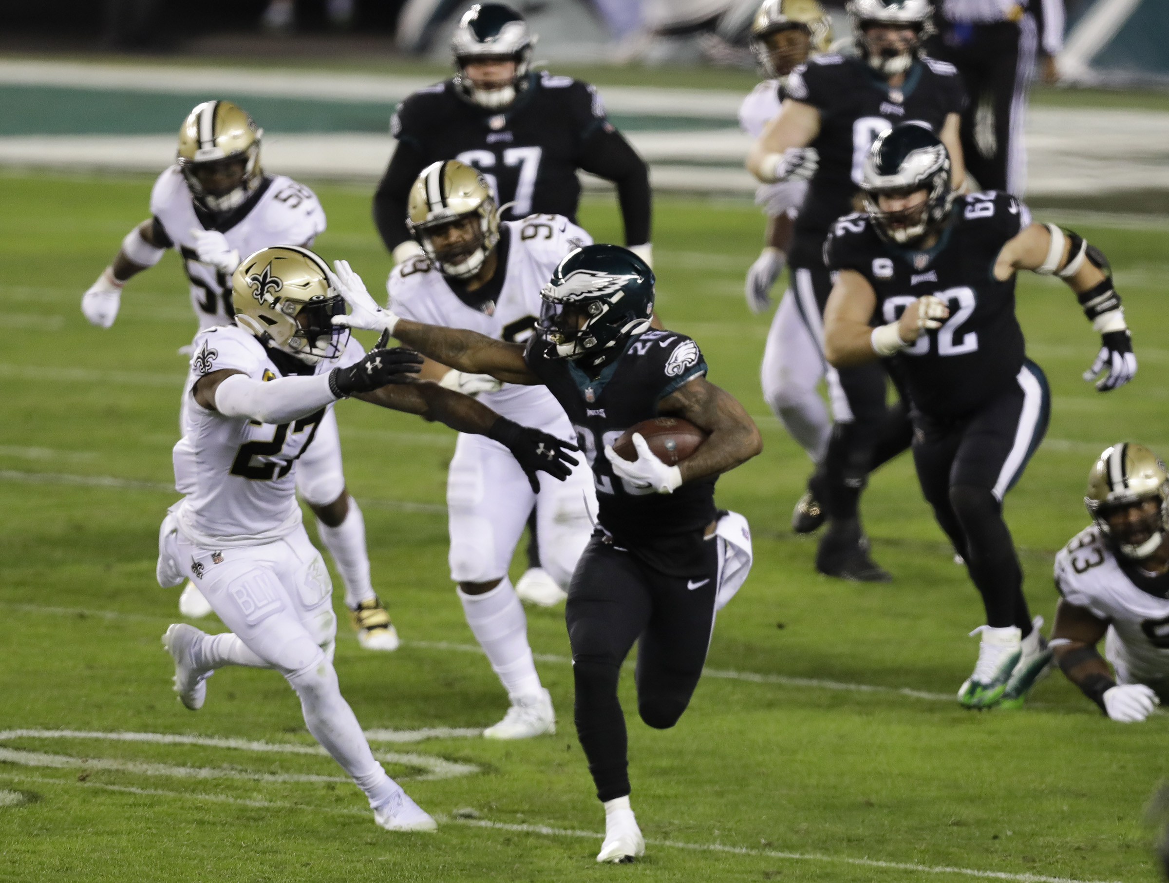 Eagles 24, Saints 21: Jalen Hurts, Miles Sanders spark upset win