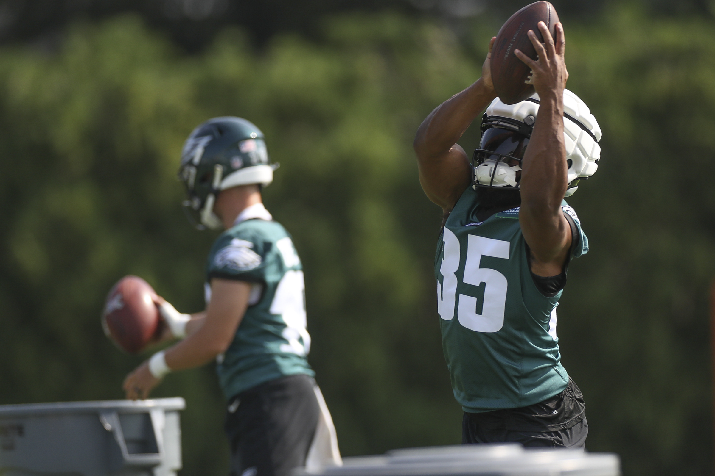 Eagles Injury Report: A.J. Brown misses practice, DeVonta Smith limited -  Bleeding Green Nation