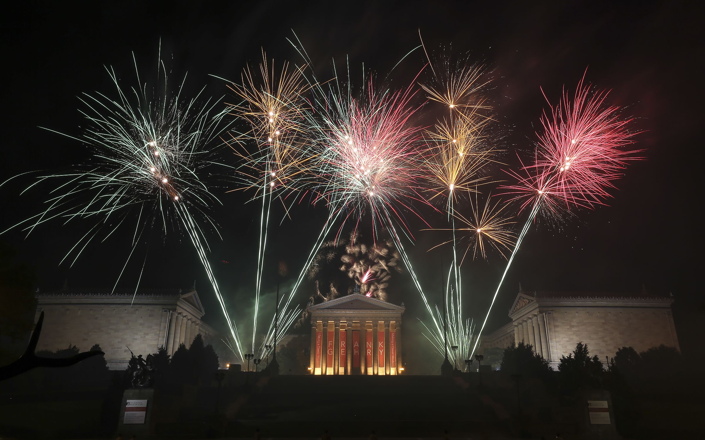 4th of July fireworks: Where to watch in Philly, the suburbs, and the Shore