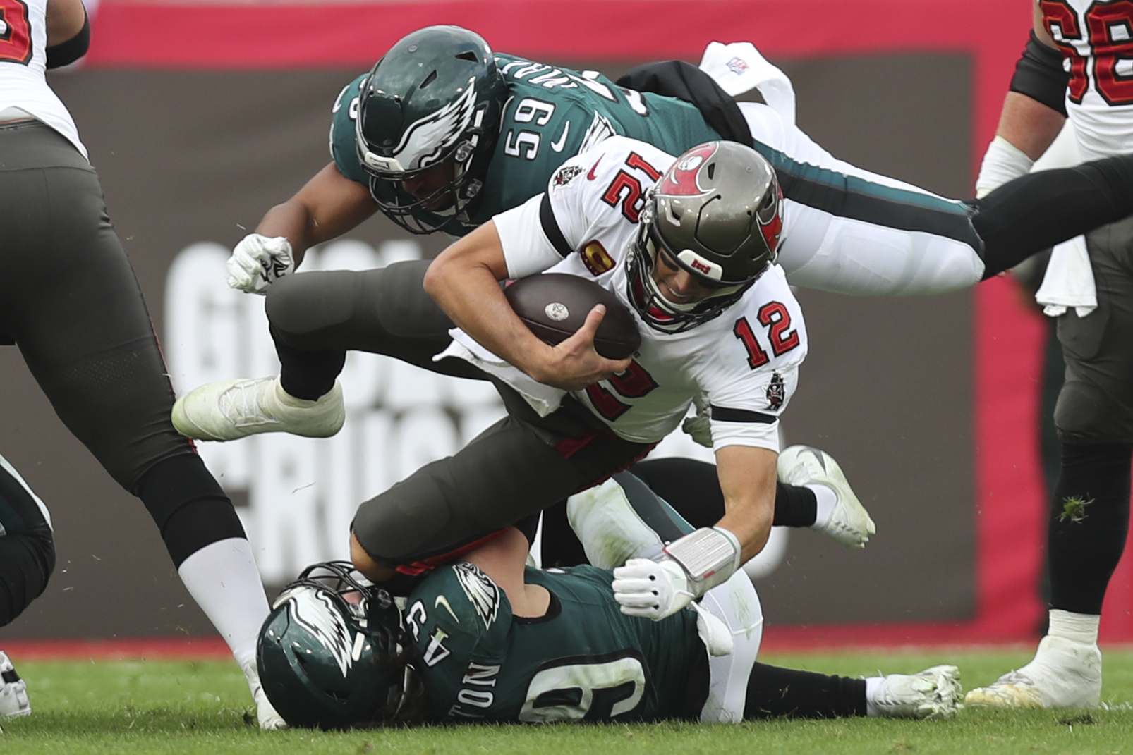 Through The Spyglass: Buccaneers Host Eagles In Playoff Clash
