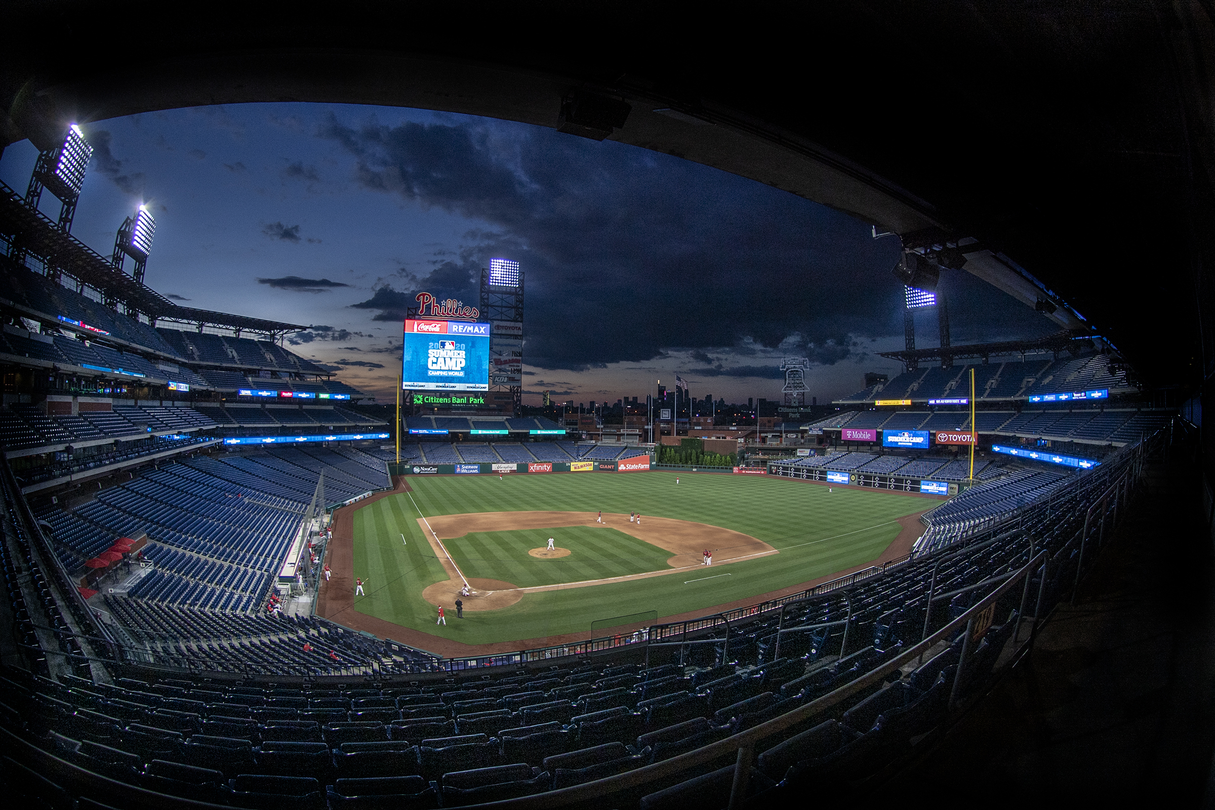 Phillies' Didi Gregorius explains why he will wear a mask on the field  during 2020 MLB season 