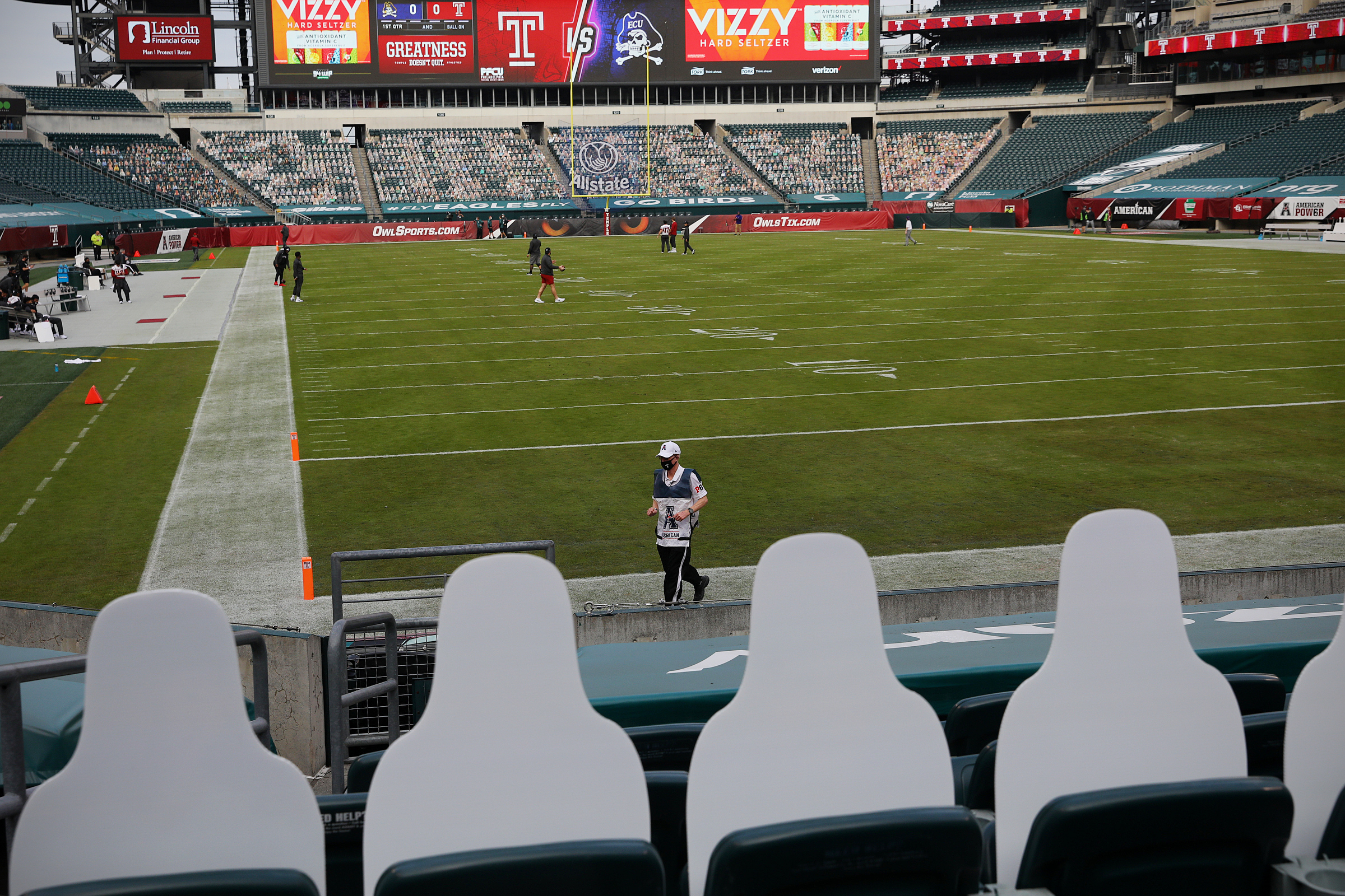 File:Lincoln Financial Field during 2011 Temple-Penn State game