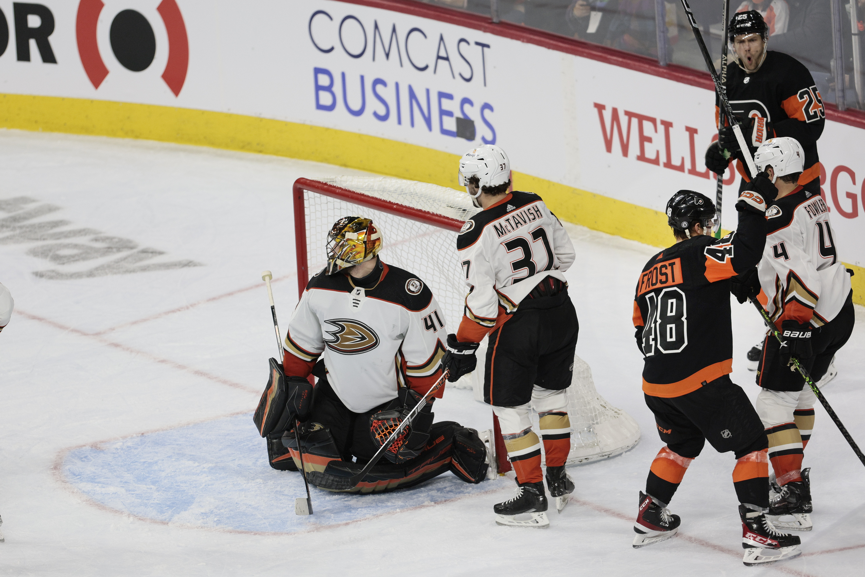 Flyers' Kevin Hayes scores an absolute beauty on a breakaway – NBC Sports  Philadelphia