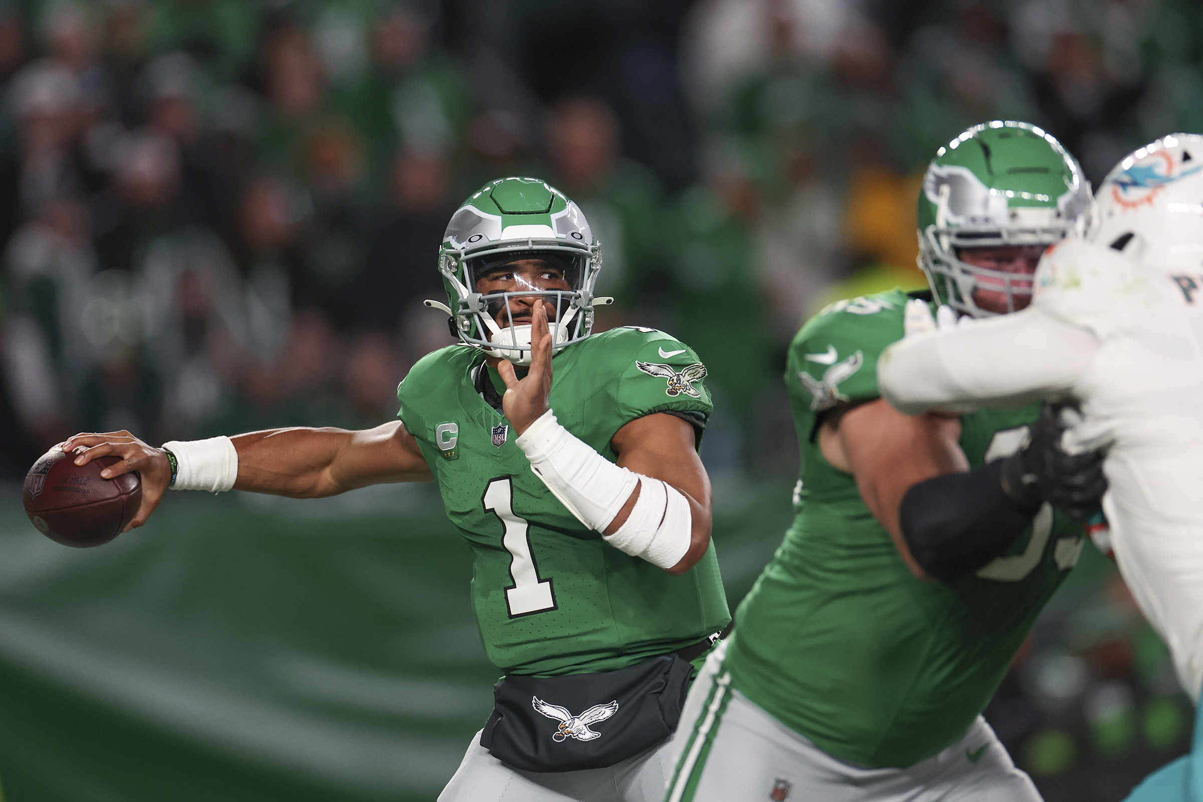 Eagles QB Jalen Hurts' pocket presence was shaky in loss to Jets