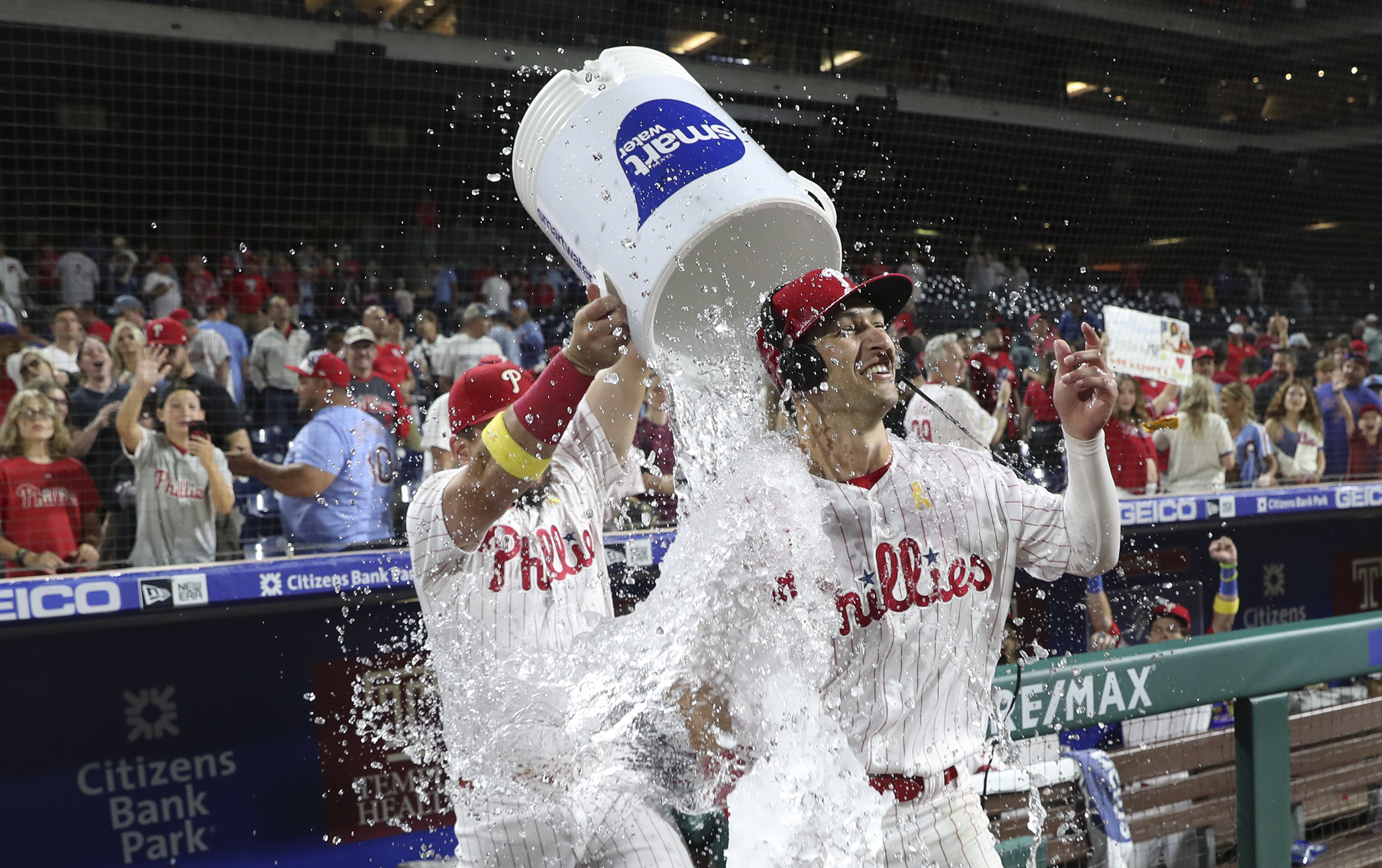 J.T. Realmuto Homer, J.T. wasted no time 💥 #RingTheBell, By Philadelphia  Phillies