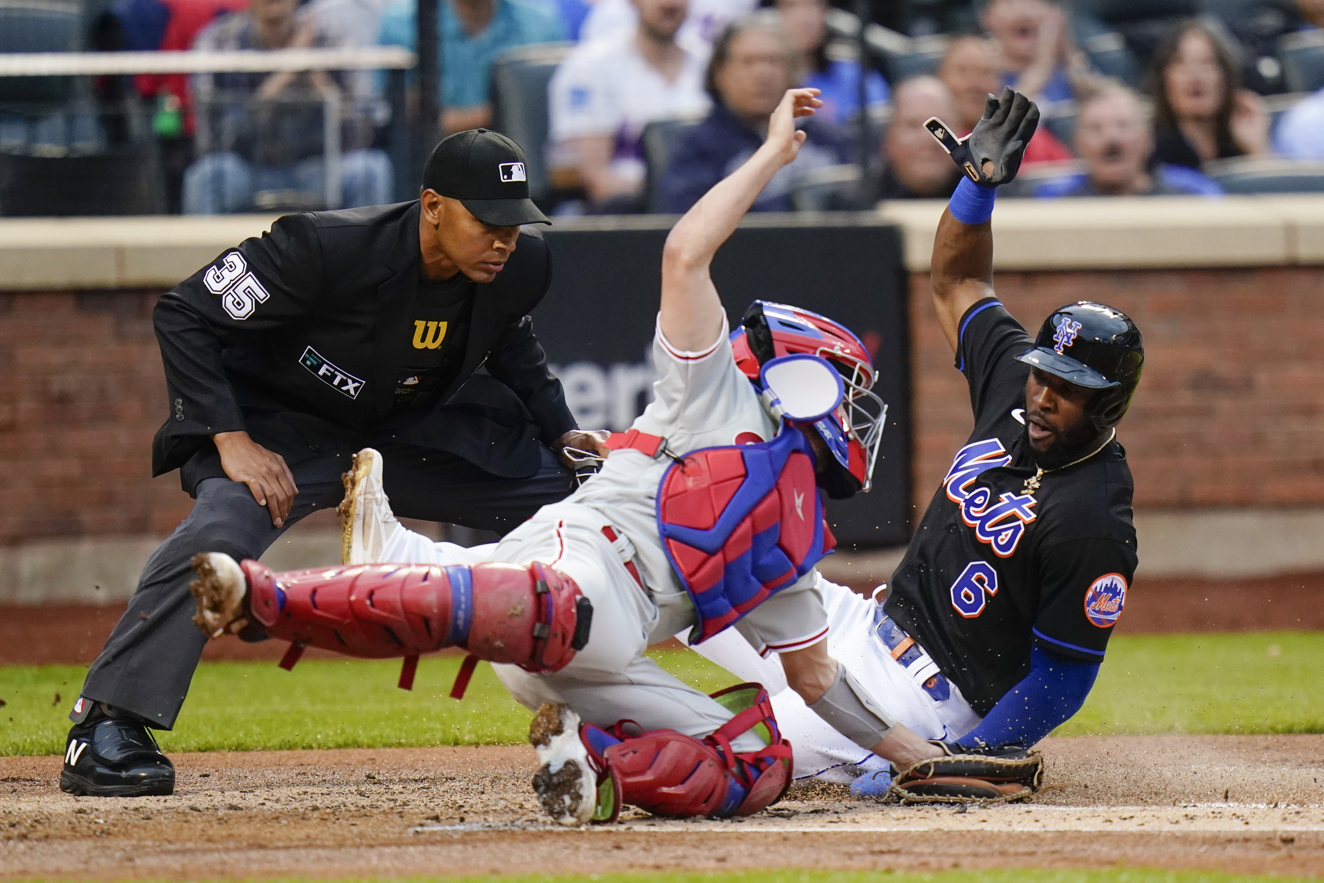 Three 'managers' didn't stop Starling Marte from running Mets out of inning