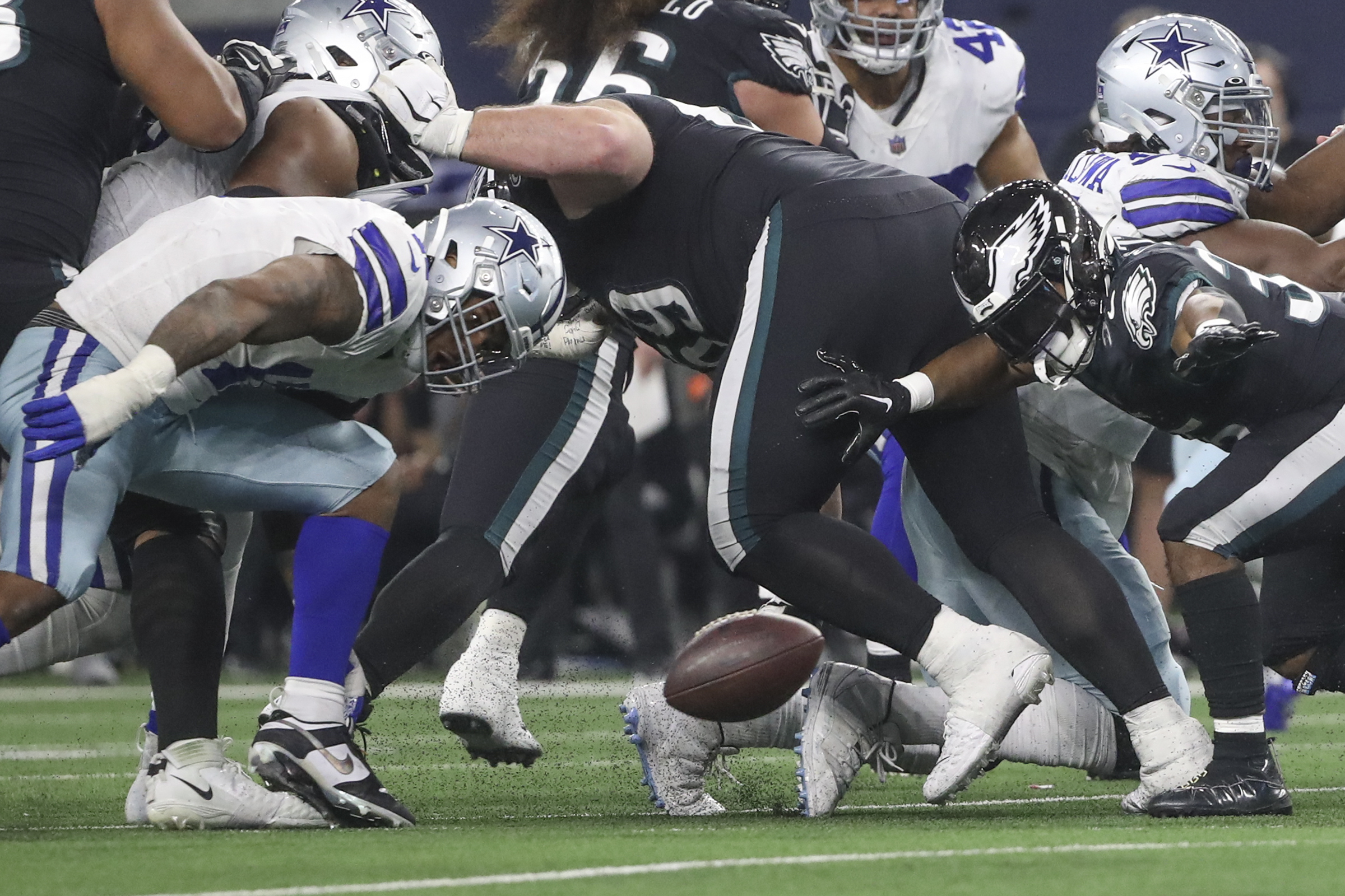 Turnovers doom Cowboys versus Eagles