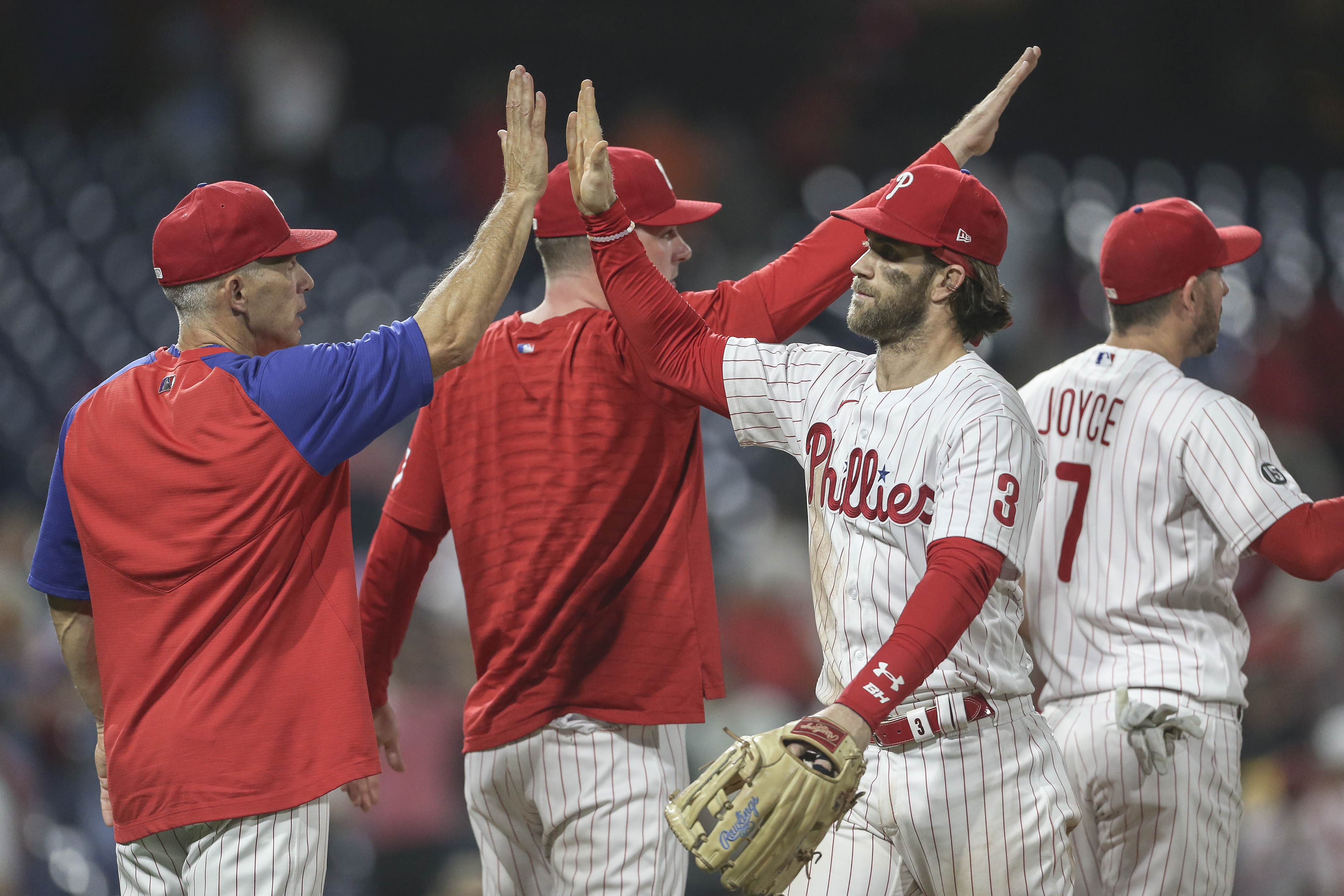 Harper's throw to plate saves Phillies' 4-3 win over O's