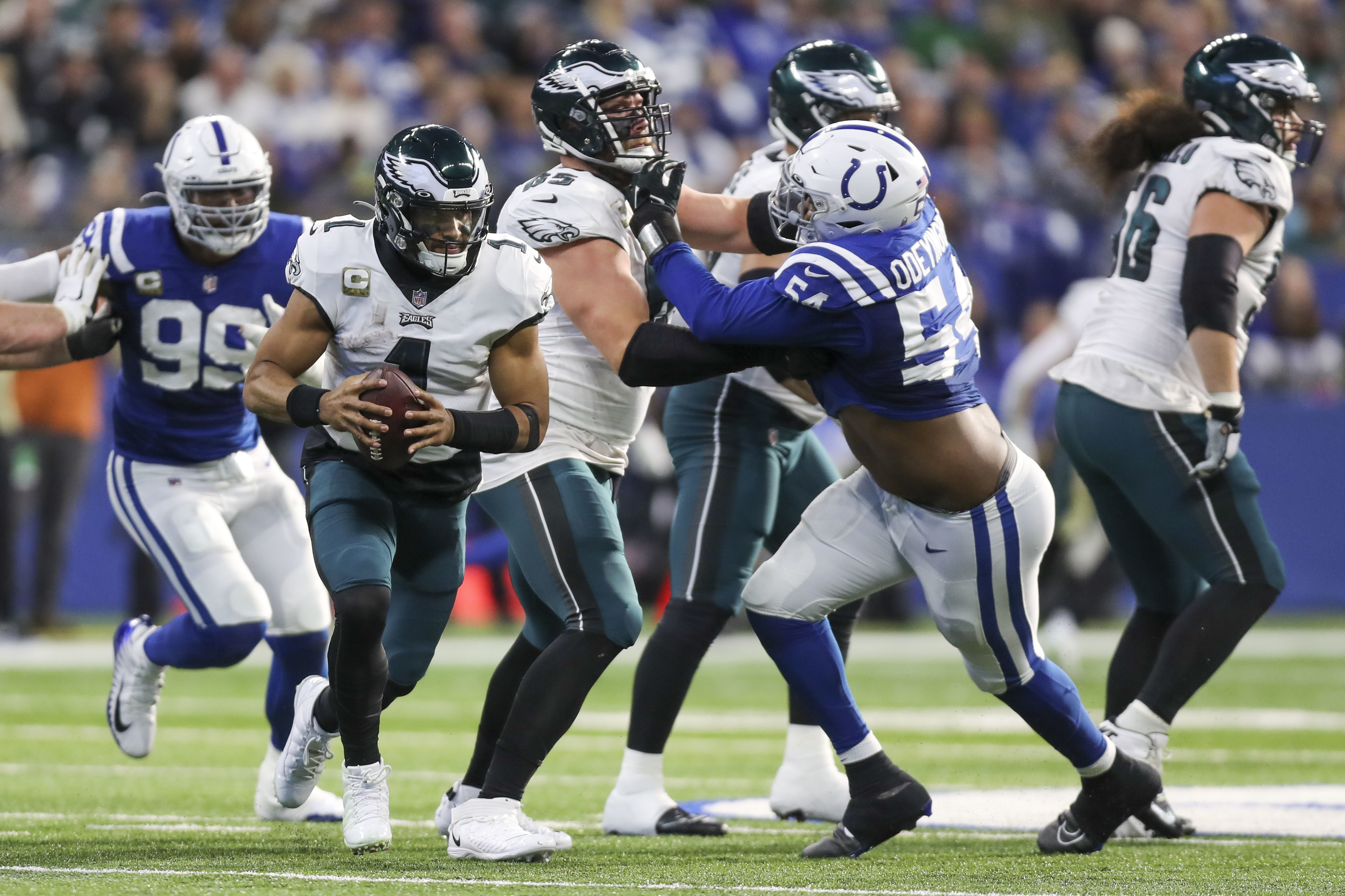 Eagles' Jalen Hurts shines in the final moments of a comeback win over the  Colts