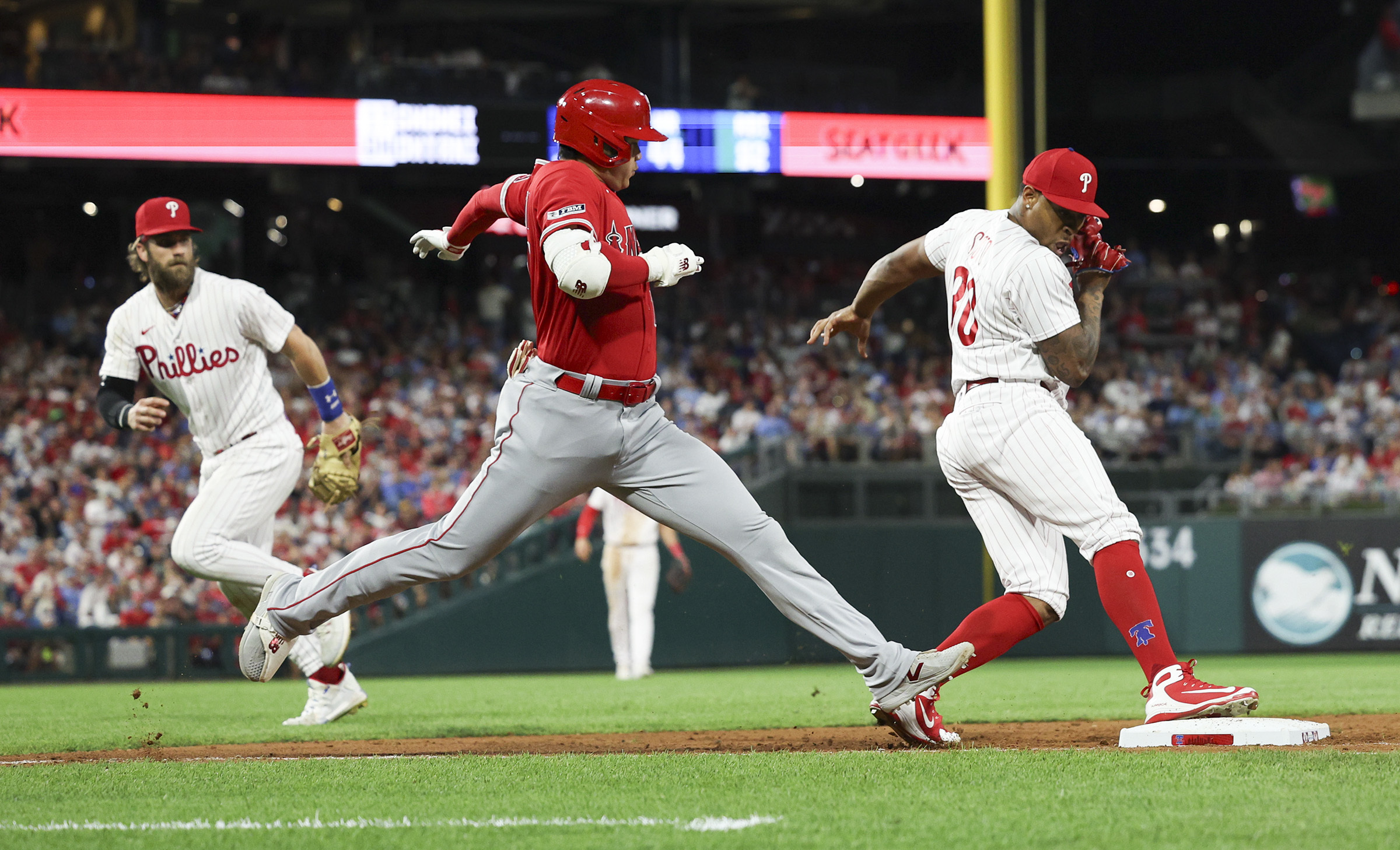 Trea Turner homers twice, Bryce Harper goes deep as Phillies top Angels 