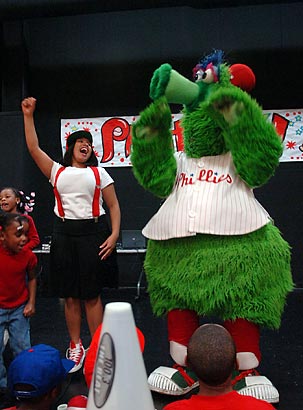 Judge gives Phillie Phanatic new lease on life