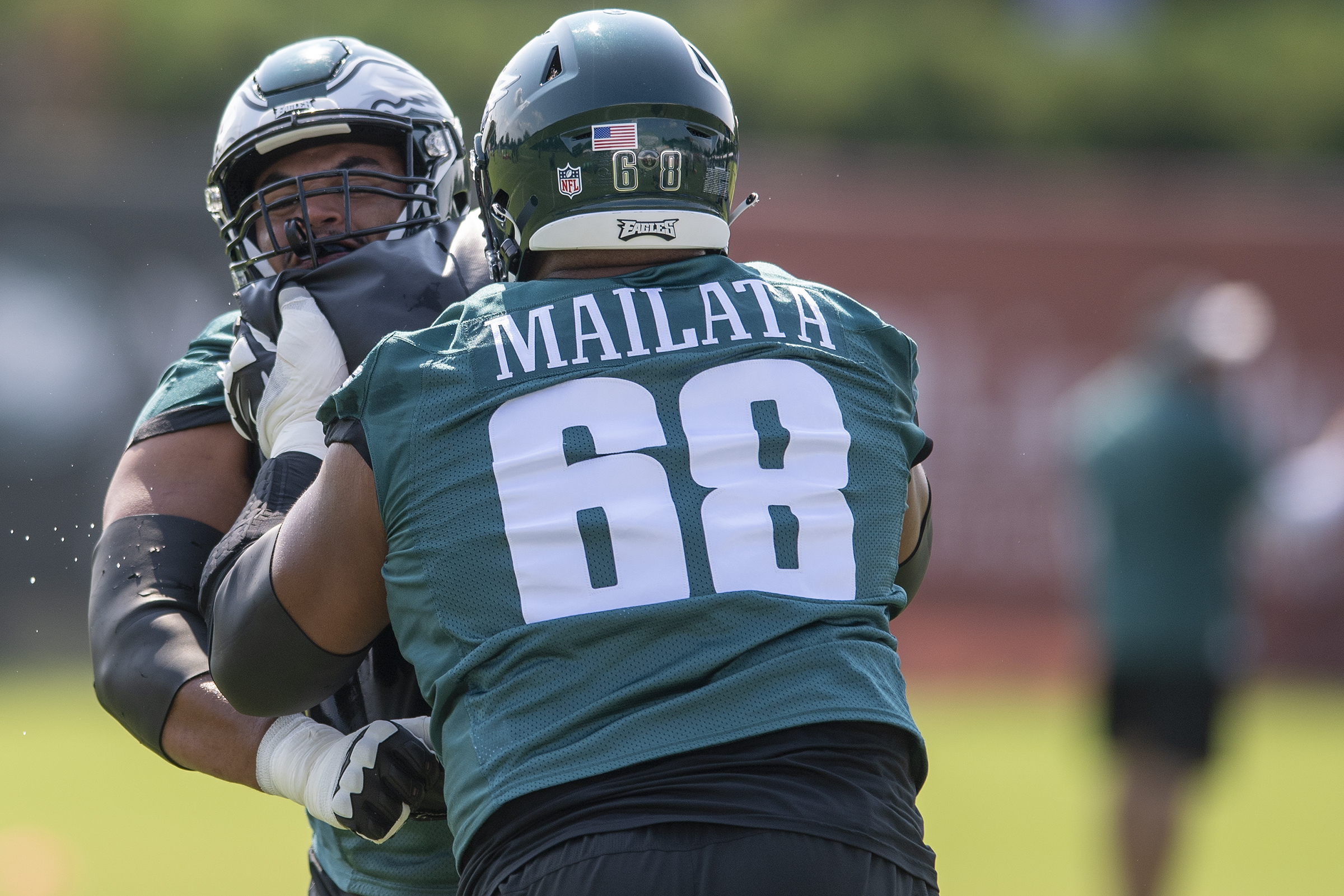 Eagles' Jordan Mailata injures knee, and Andre Dillard might get