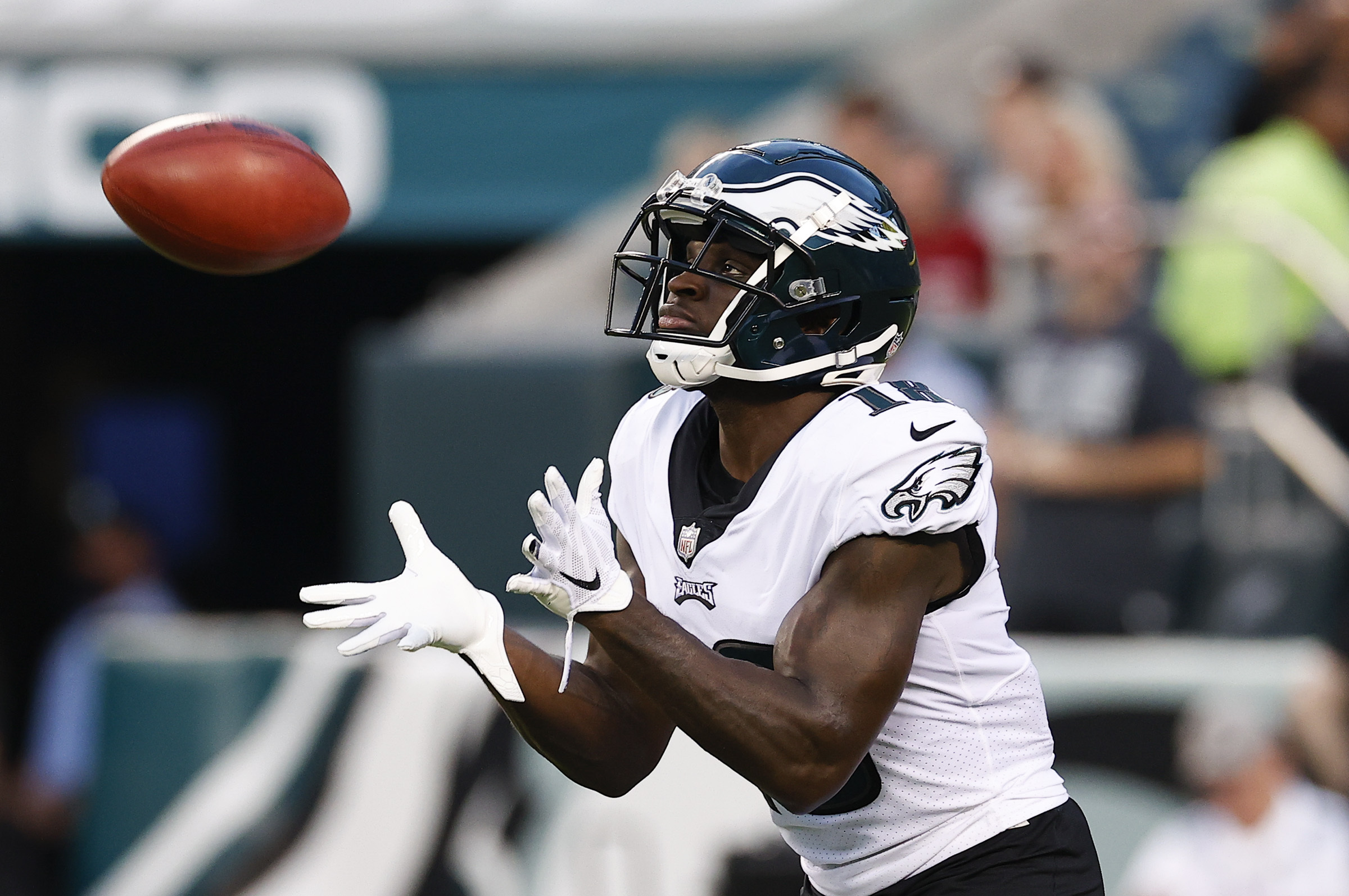 Philadelphia Eagles: Let Jalen Reagor return kicks over Quez Watkins