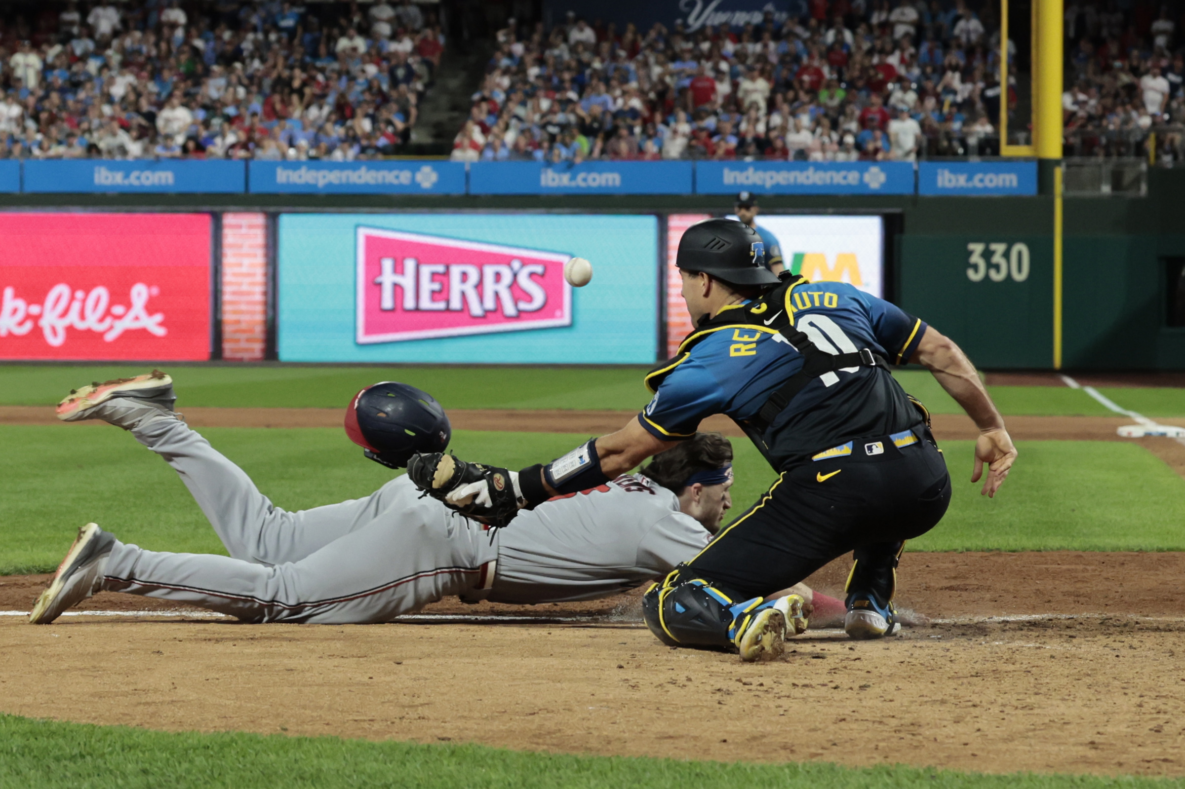 javfree  素人  ナンパ  熟女  dvd あい ビキニの股間.