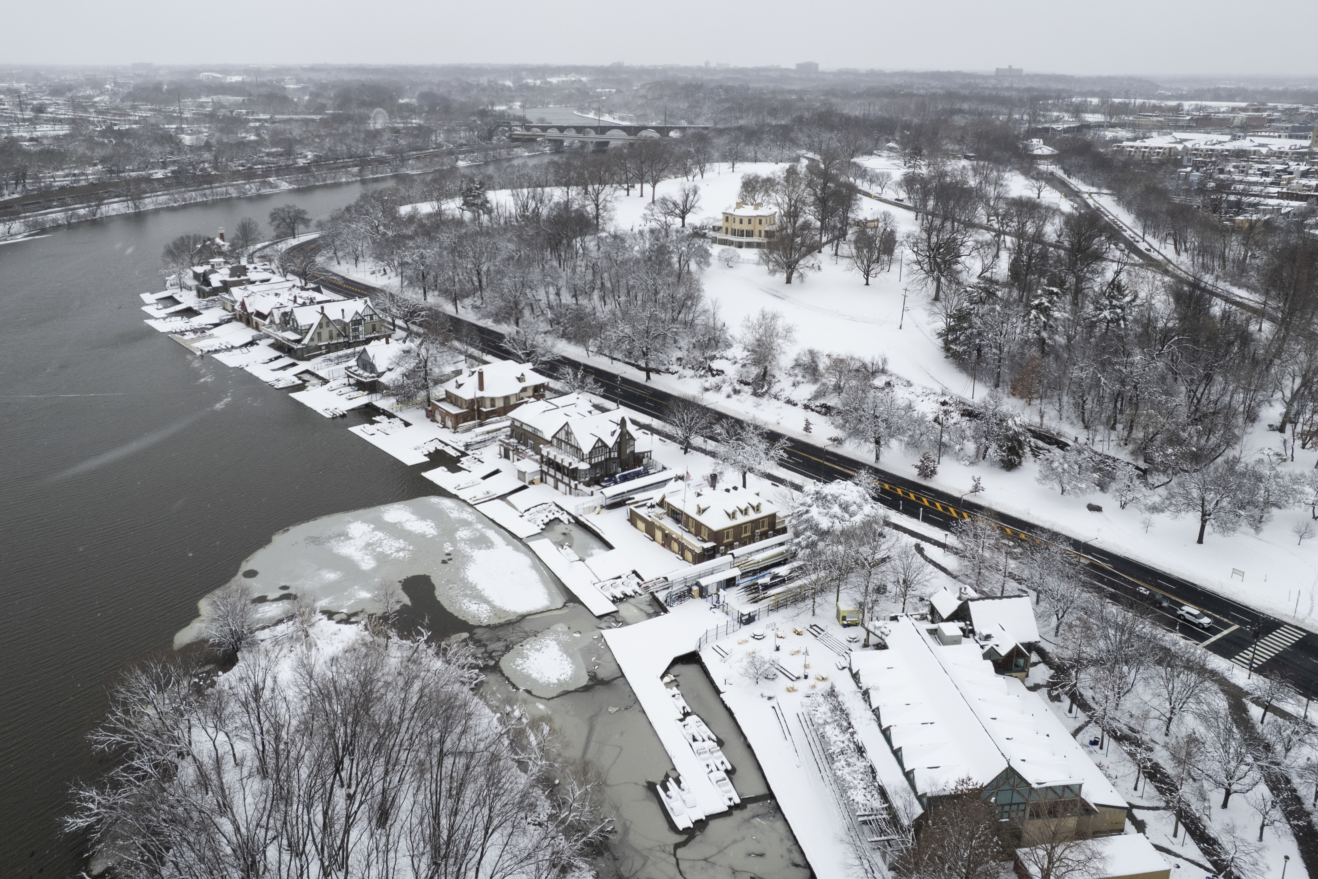 Philadelphia Snow Ruler Snow totals in Philadelphia area disrupt schools, SEPTA, roads