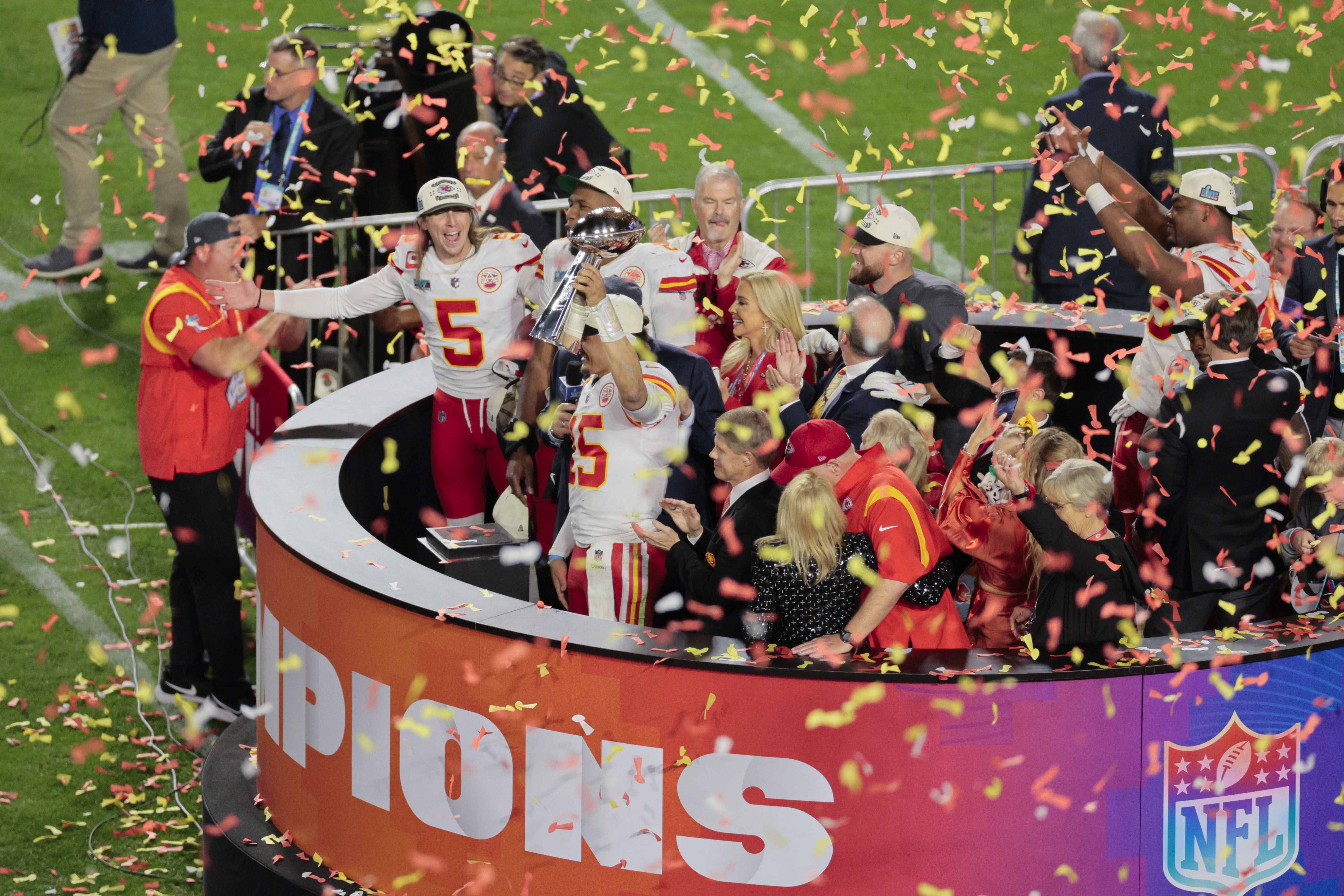 Super Bowl 2023 winners & losers: Patrick Mahomes, Andy Reid solidify  Chiefs dynasty; Eagles flop in second half