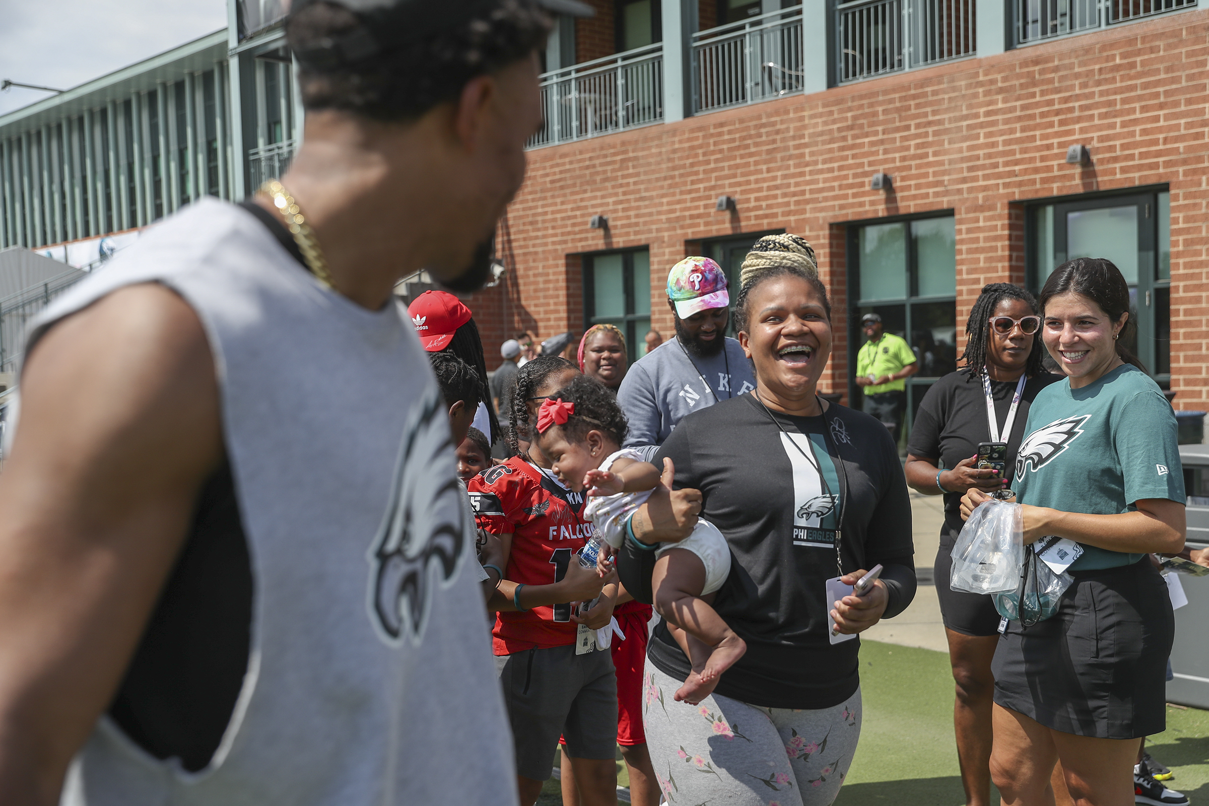 Josh Tolentino on X: Special appearance from A.J. Brown's daughter,  Jersee, during pregame warmups 📸: @PhillyInquirer   / X