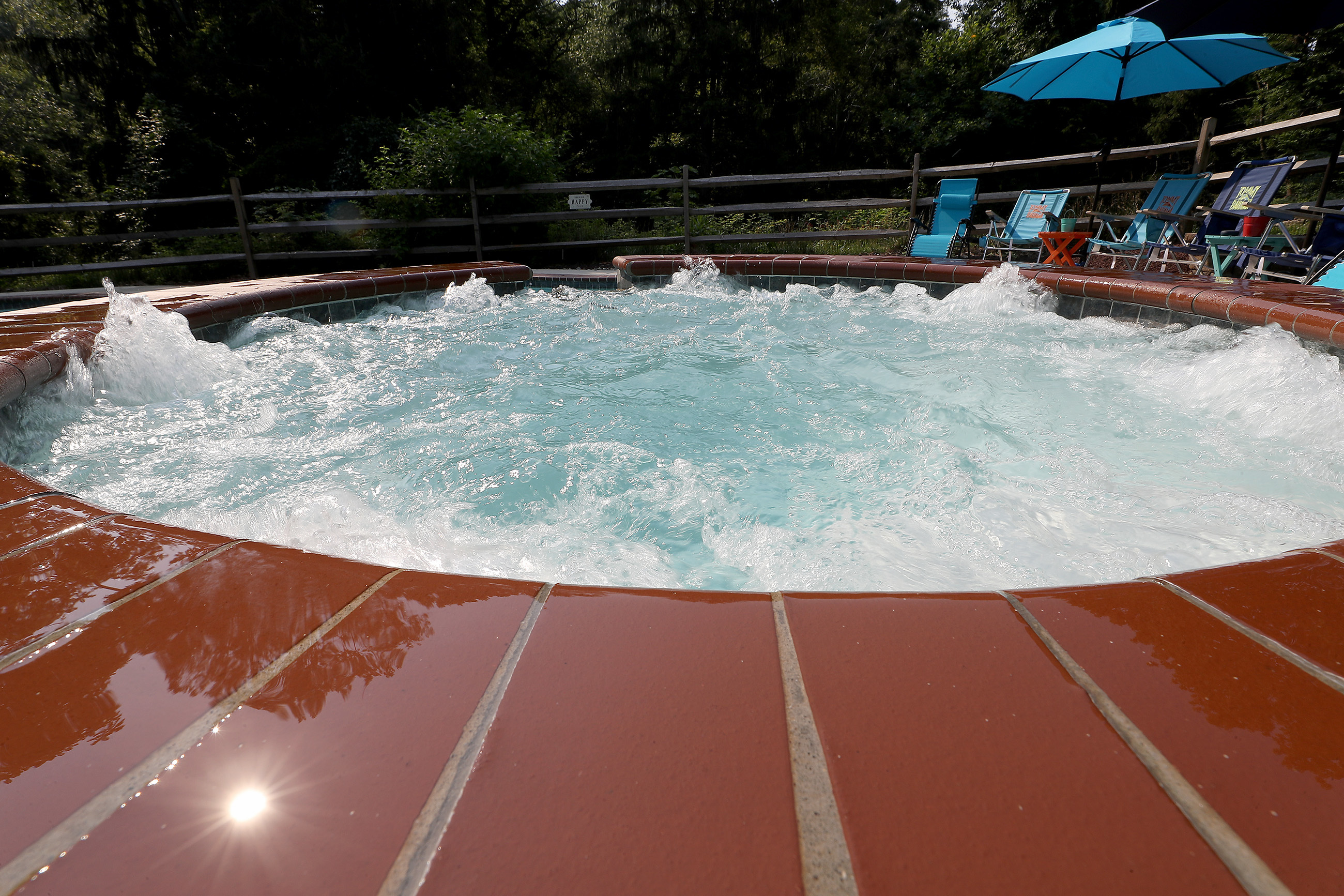 Philadelphia Area Homeowners Rent Out Their Pools On Swimply