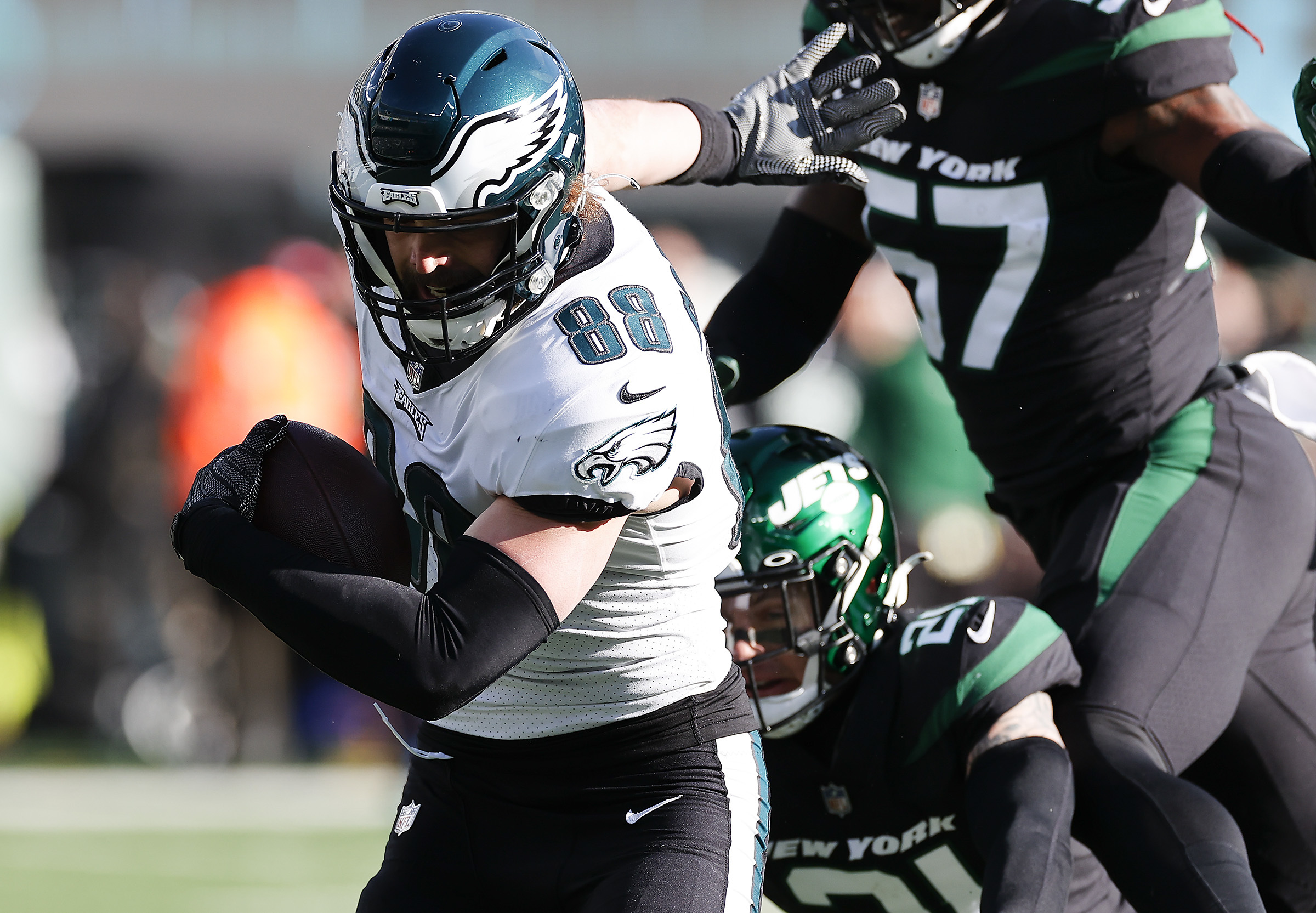 East Rutherford, New Jersey, USA. 5th Dec, 2021. Philadelphia Eagles  offensive lineman JOSH SWEAT (94) sacks New York Jets quarterback ZACH  WILSON (2) at MetLife Stadium in East Rutherford New Jersey Philadelphia