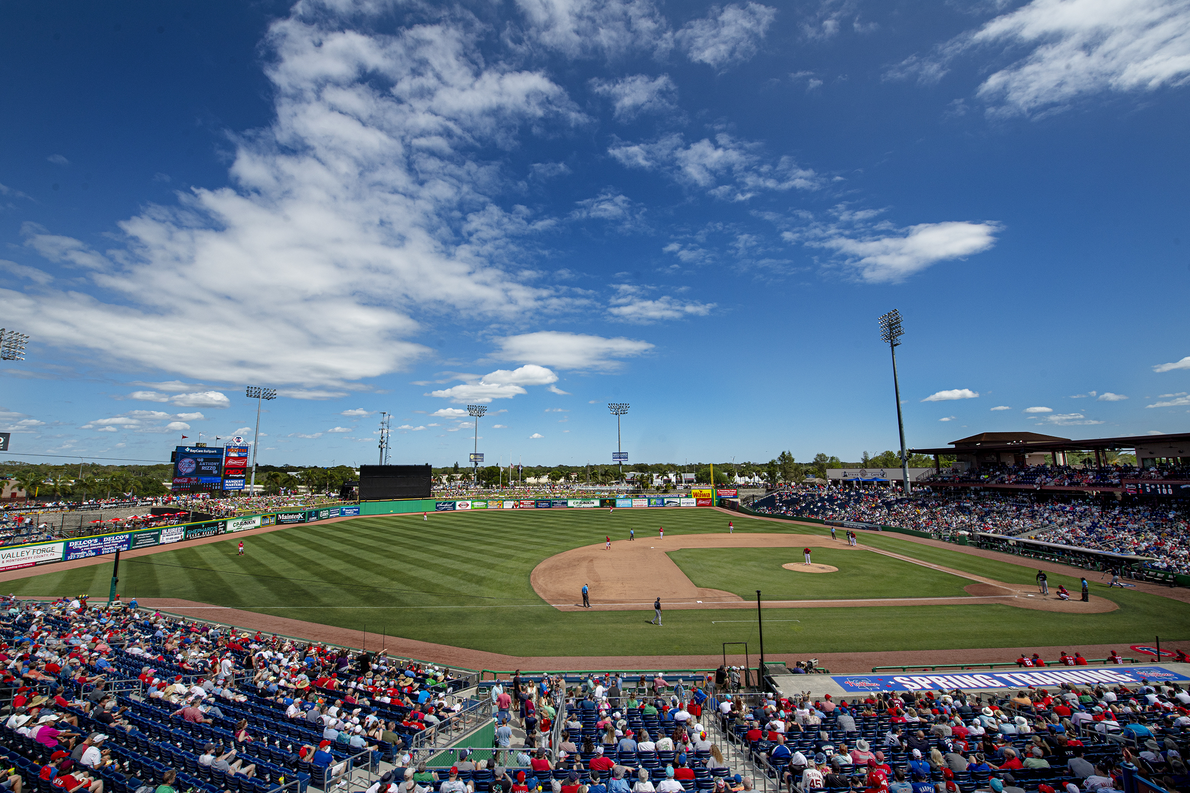 Photos: Yankees fall to Phillies 6-5 in Spring Training game