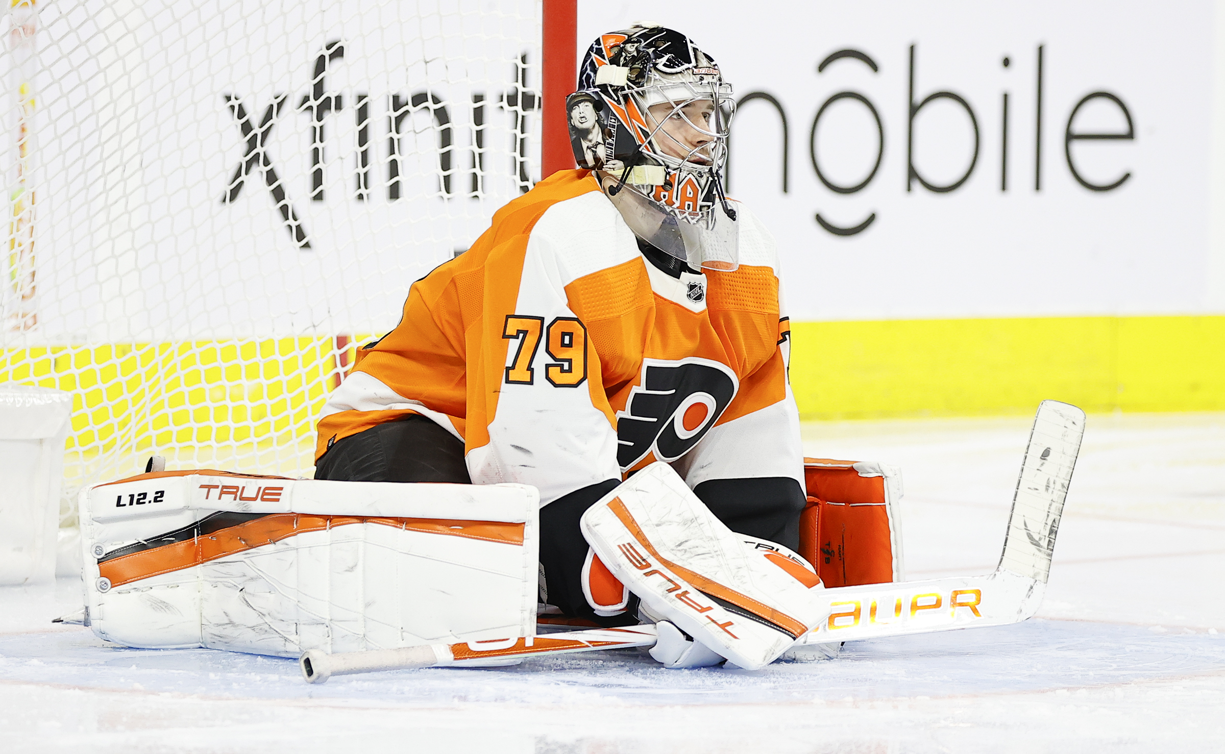 Flyers place goaltender Carter Hart on Injured Reserve with upper-body  injury - Daily Faceoff