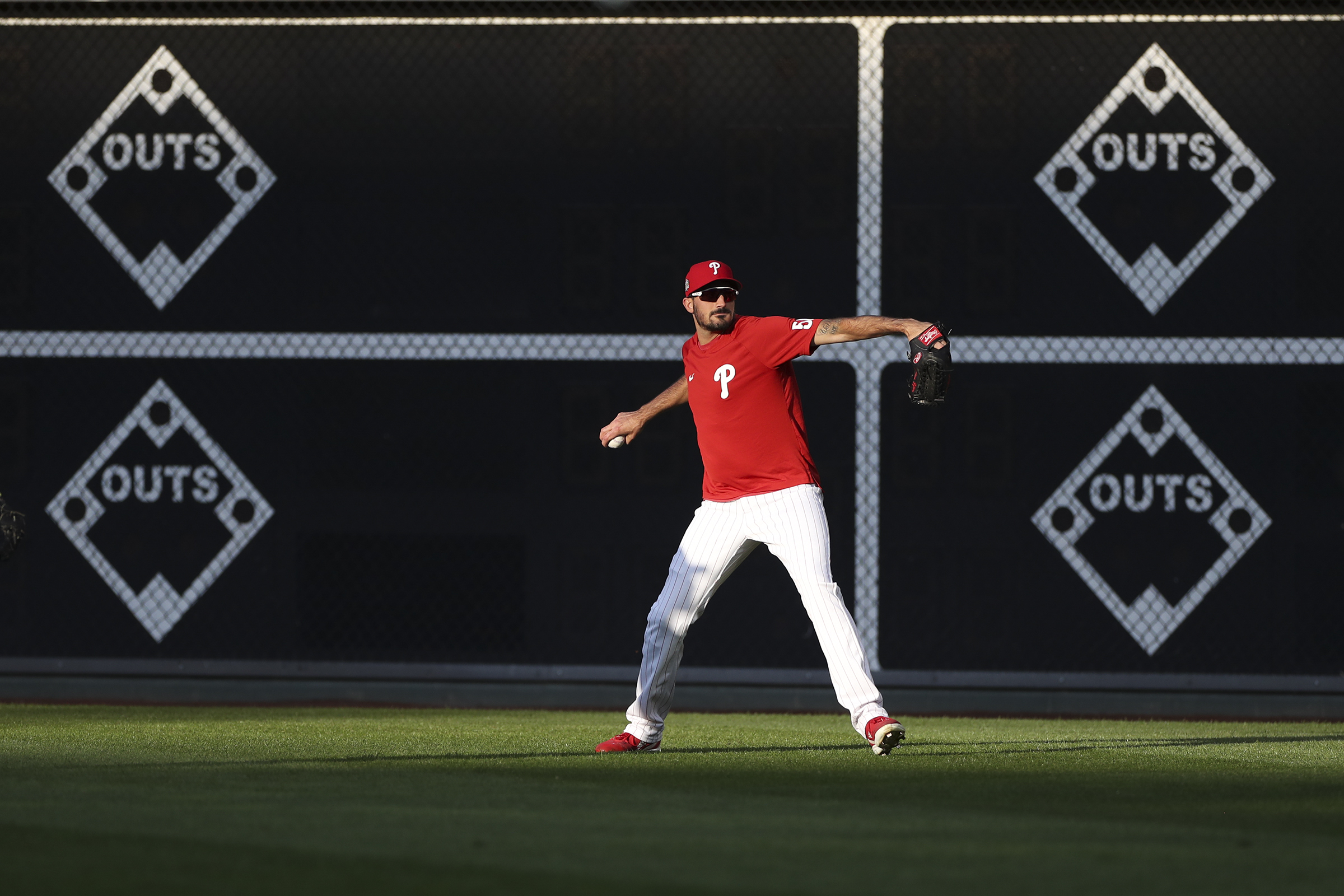 March 14, 2023, St. Petersburg, FL USA; Tampa Bay Rays starting pitcher  Zach Eflin (24) delivers a pitch during an MLB spring training game against  th Stock Photo - Alamy