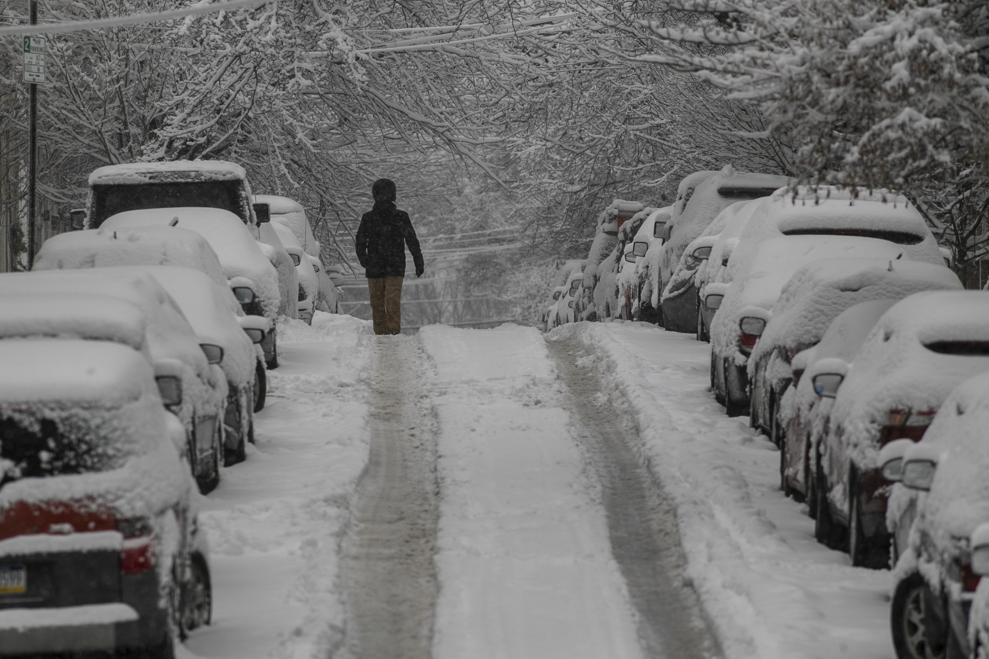 Philadelphia Snow Updates How Much Total Accumulation Road Conditions Weather Trash