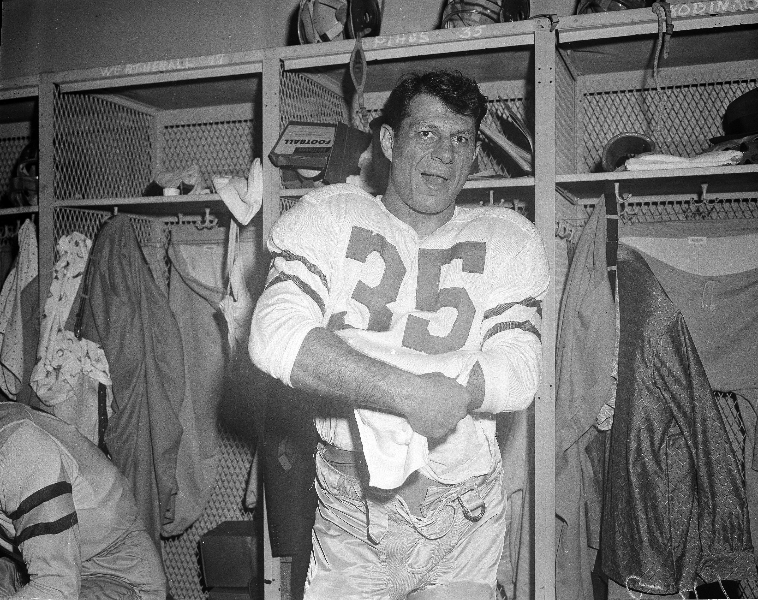 Eagles Hall of Fame receiver Pete Pihos dies at 87 – The Times Herald