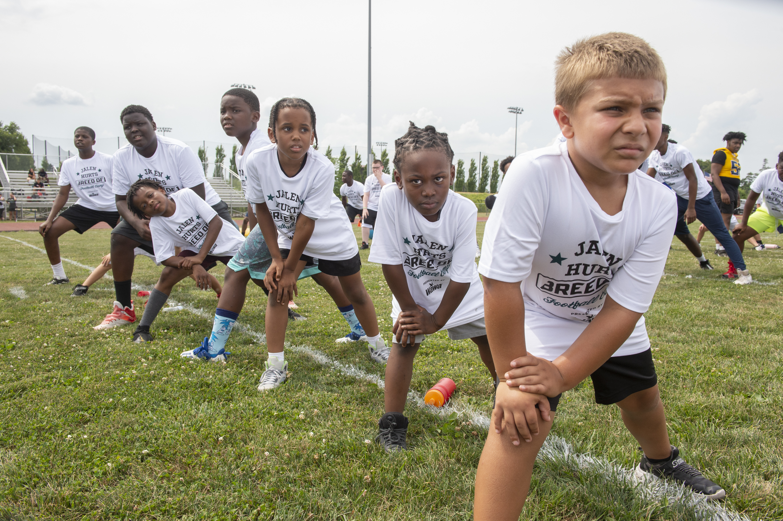 Eagles' Jalen Hurts spreads 'love and positivity' at football camp