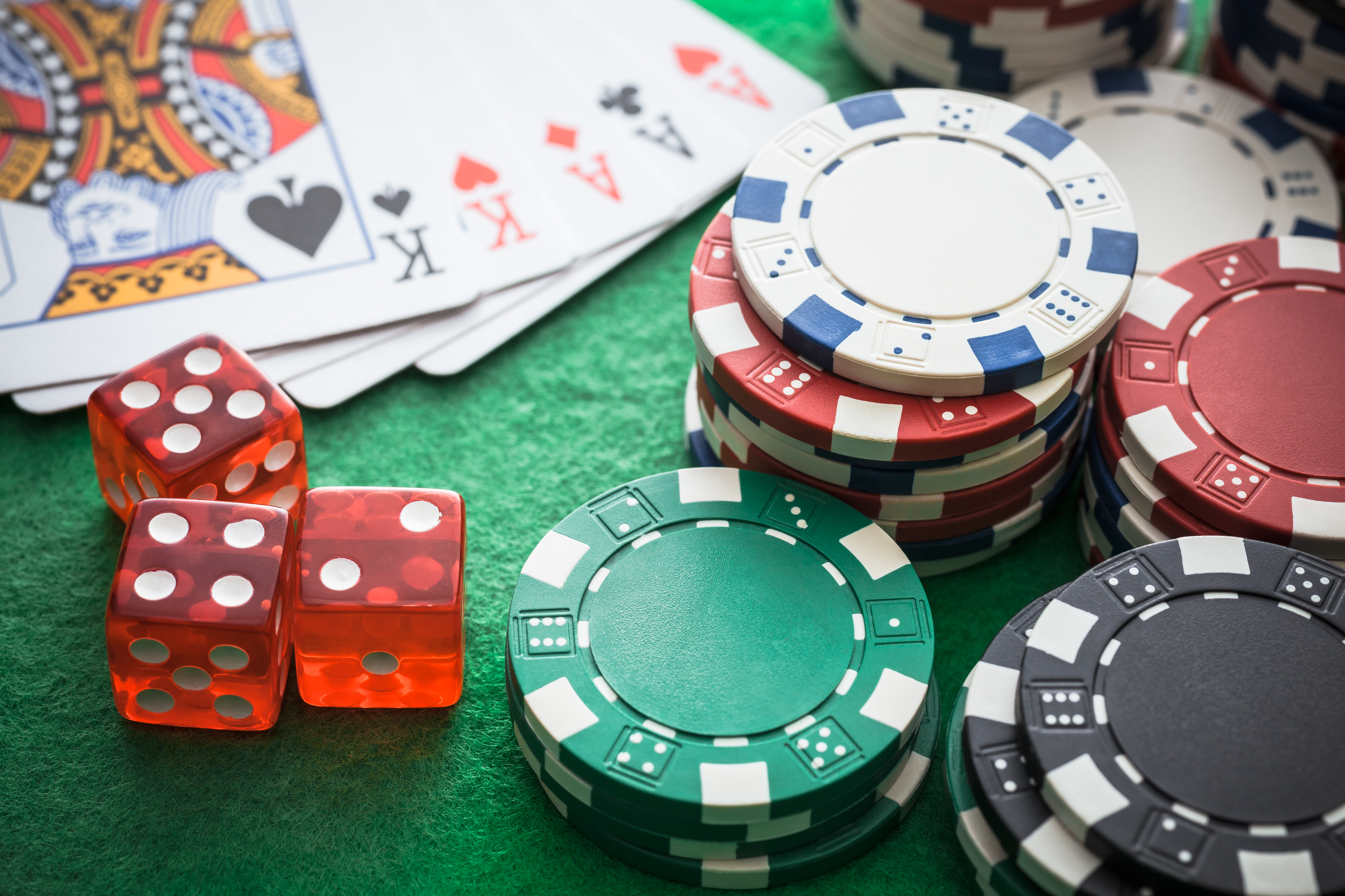 Online Casino Hold'em Guide – Top Sites, Rules and Free Games