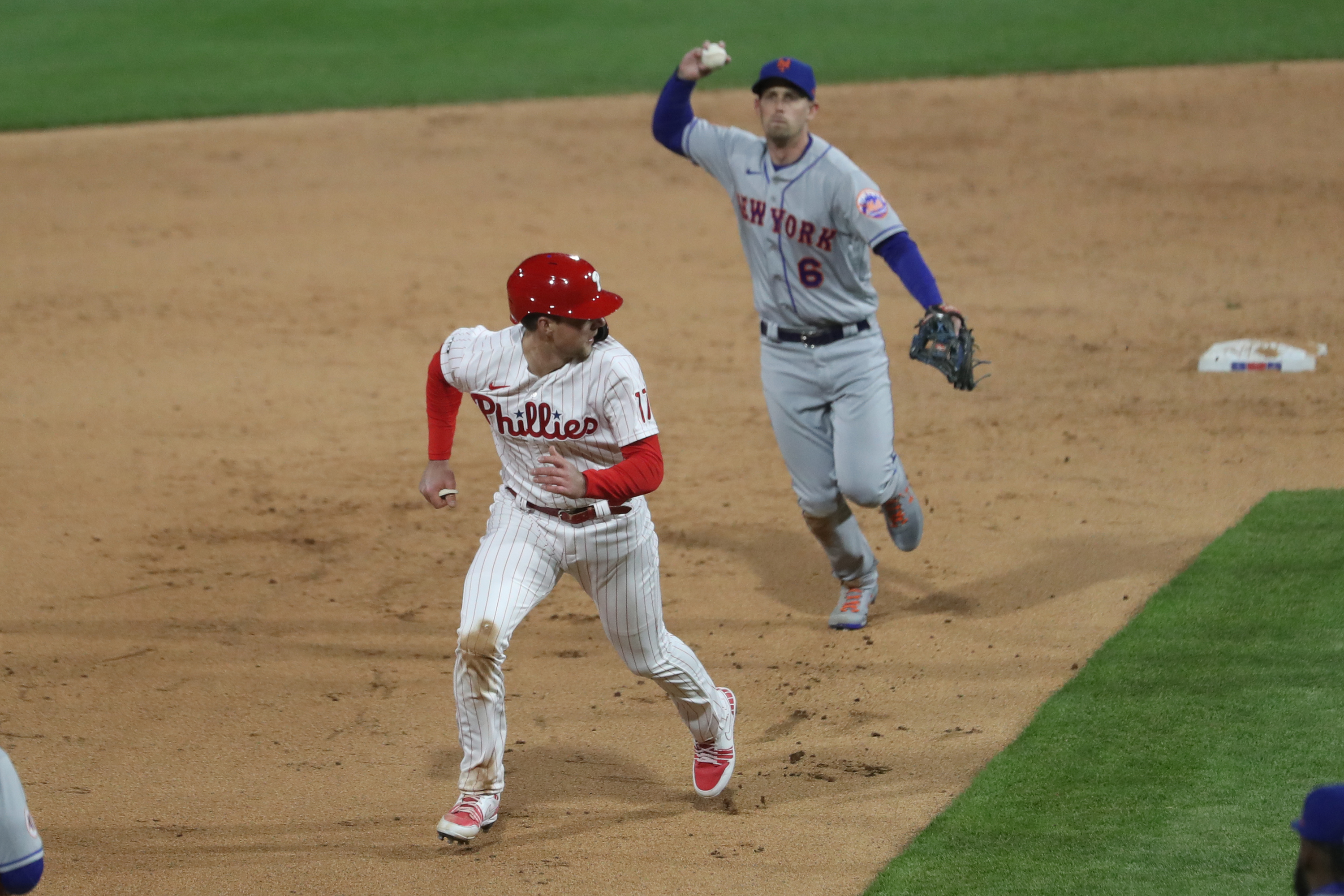 Mets Beat Phillies as Michael Conforto Hits 26th Home Run - The