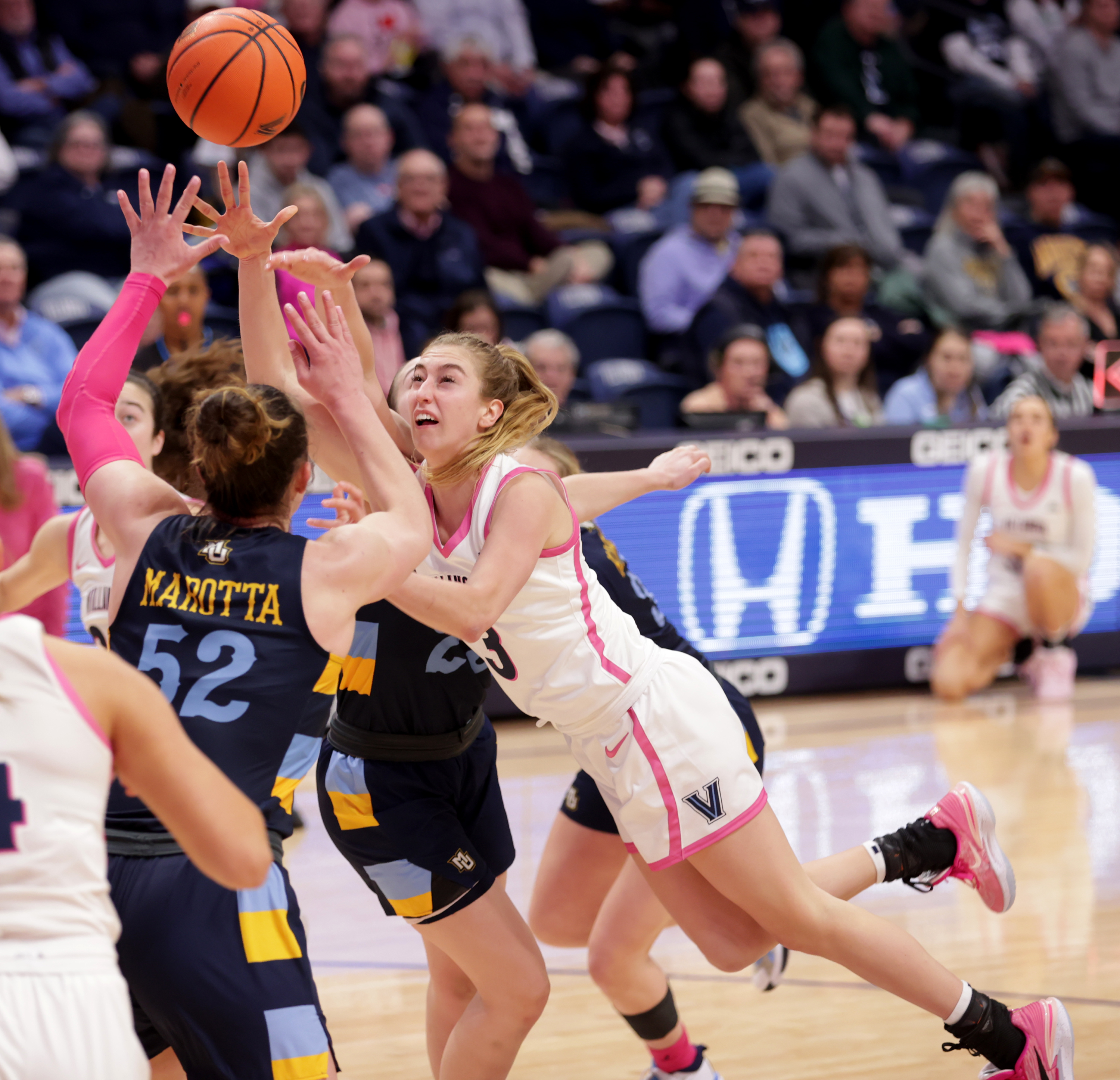 Women's College Basketball: Marquette tops Villanova, 56-53
