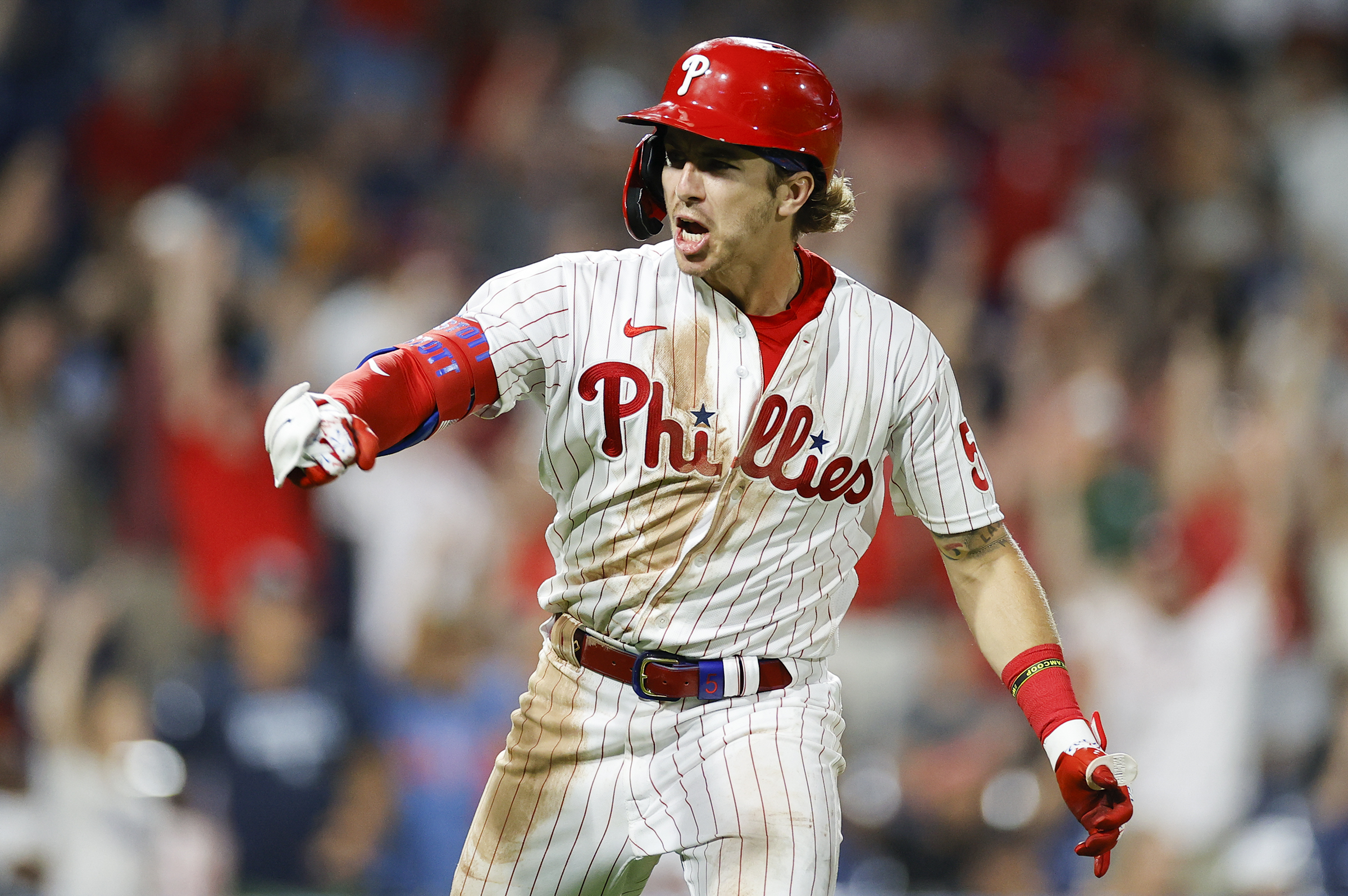 Phillies win against the Braves thanks to Bryson Stott's late home run
