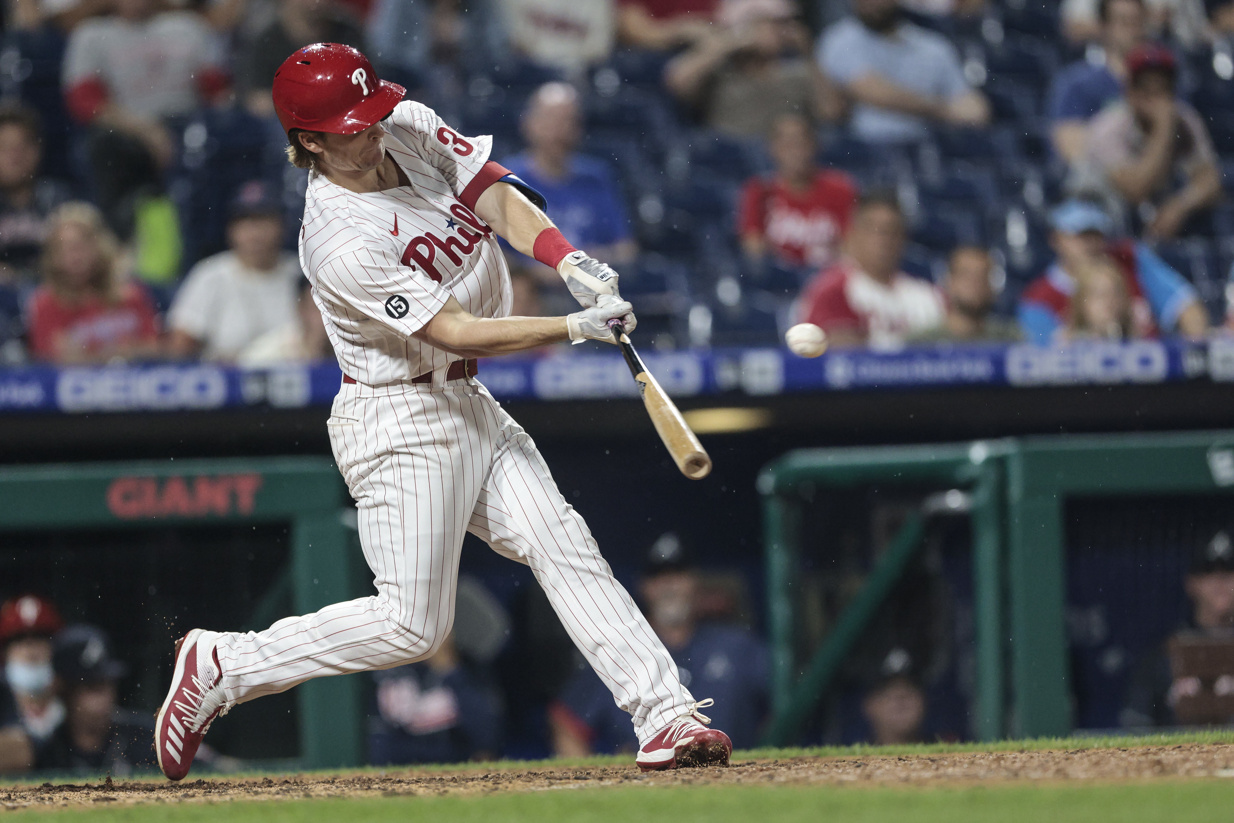 Williams' 1st career HR walks Phillies off over Braves