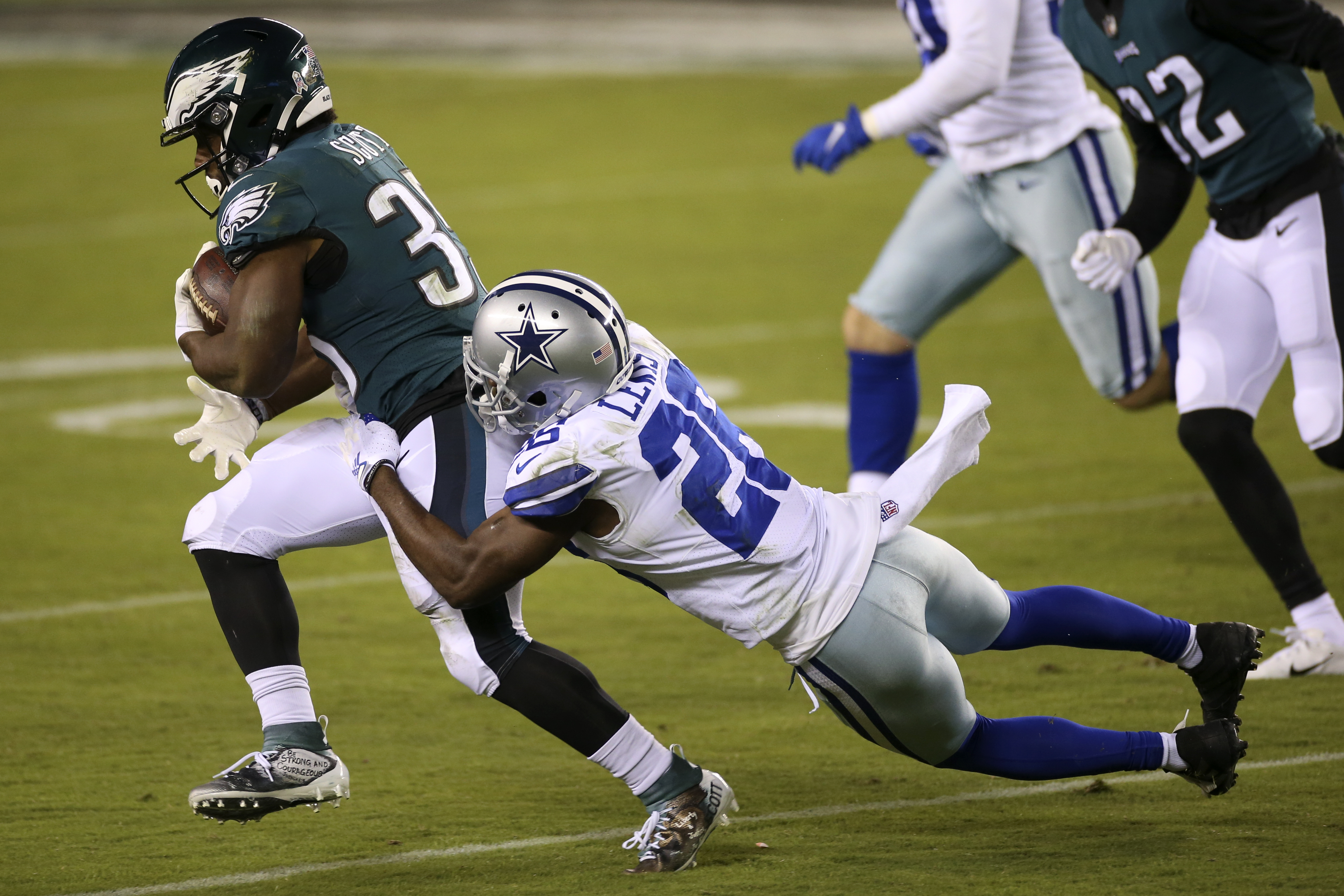 Philadelphia, PA, USA. 01st Nov, 2020. Dallas Cowboys cornerback Trevon  Diggs (27) picks off a pass from Carson Wentz (11)during the NFC matchup  between the Dallas Cowboys and the Philadelphia Eagles at