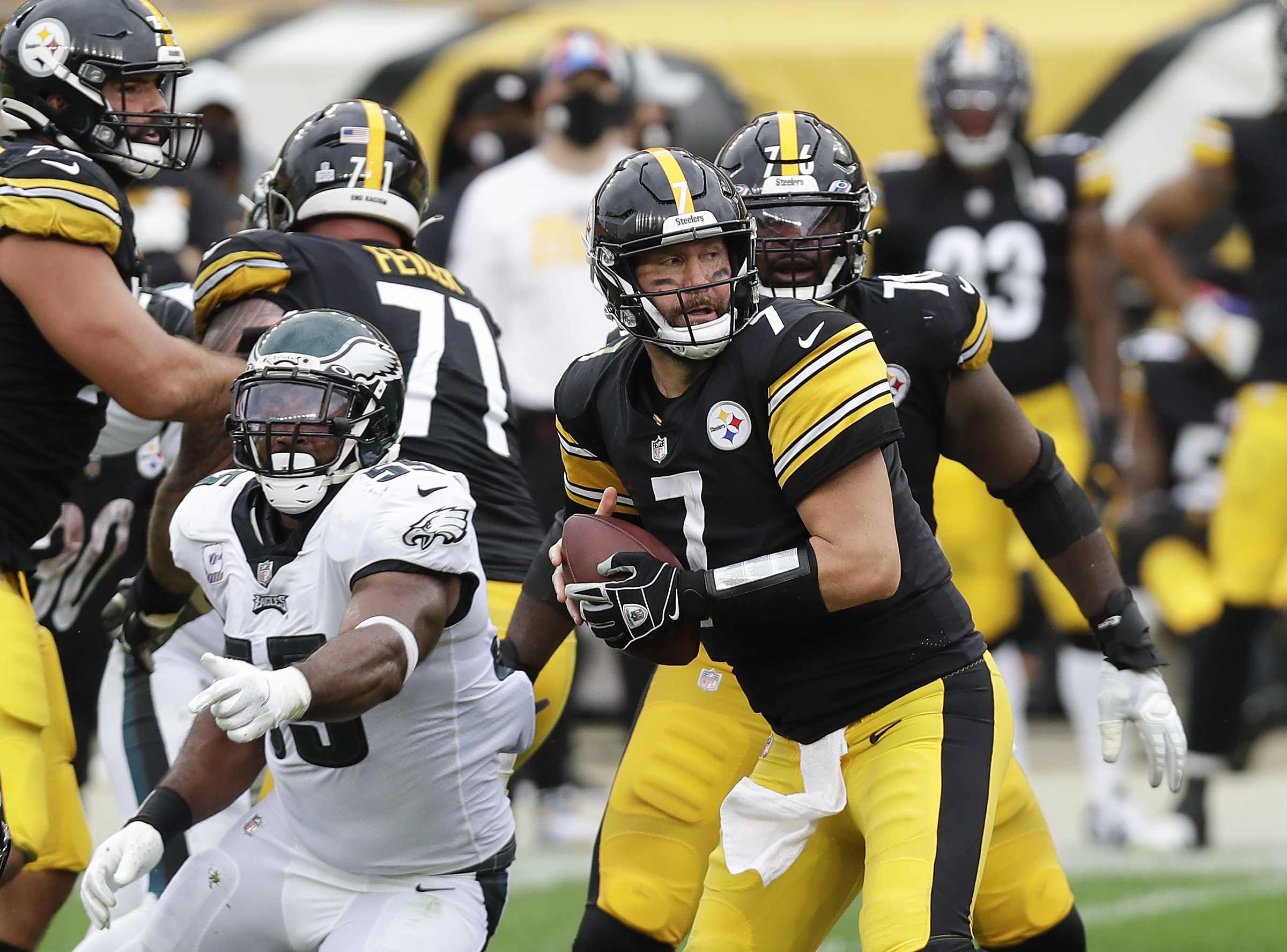 Travis Fulgham stats: Eagles receiver going off against Steelers -  DraftKings Network