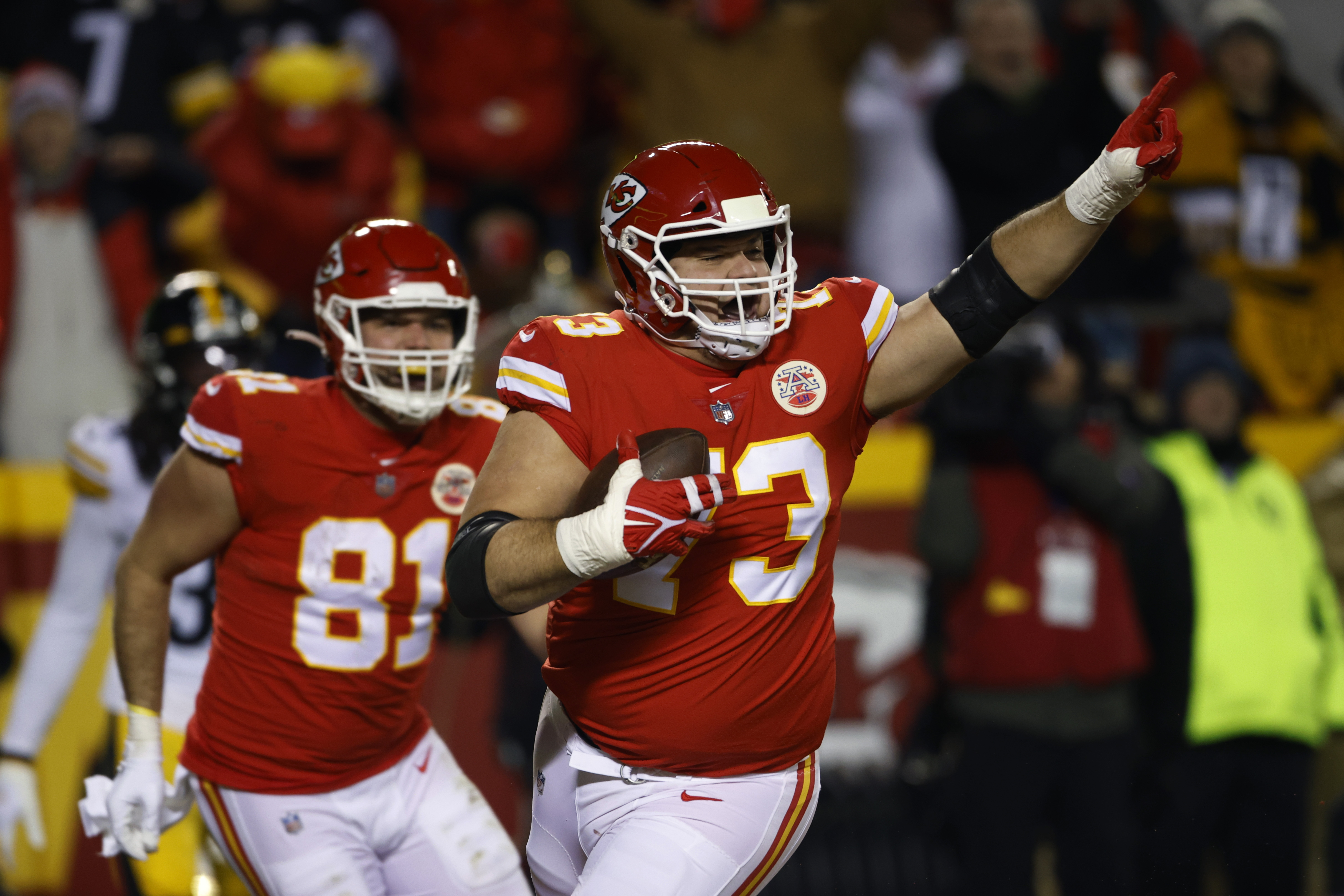 Kansas City Chiefs players welcome babies before and after Super Bowl -  Good Morning America