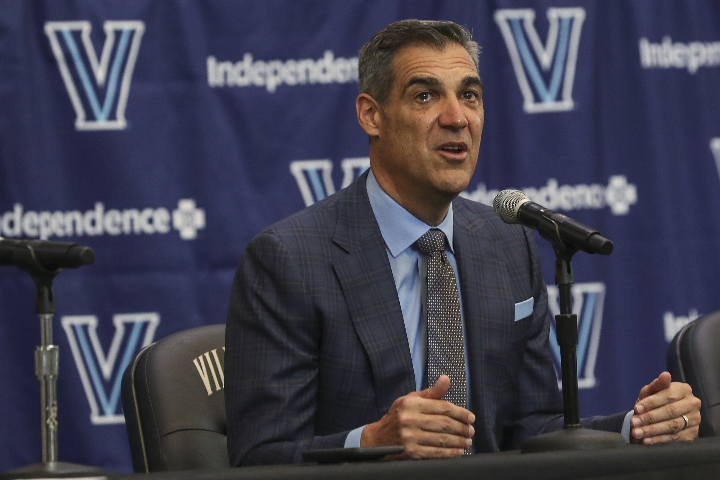 Jay Wright Bids Farewell In Final Press Conference – The Villanovan