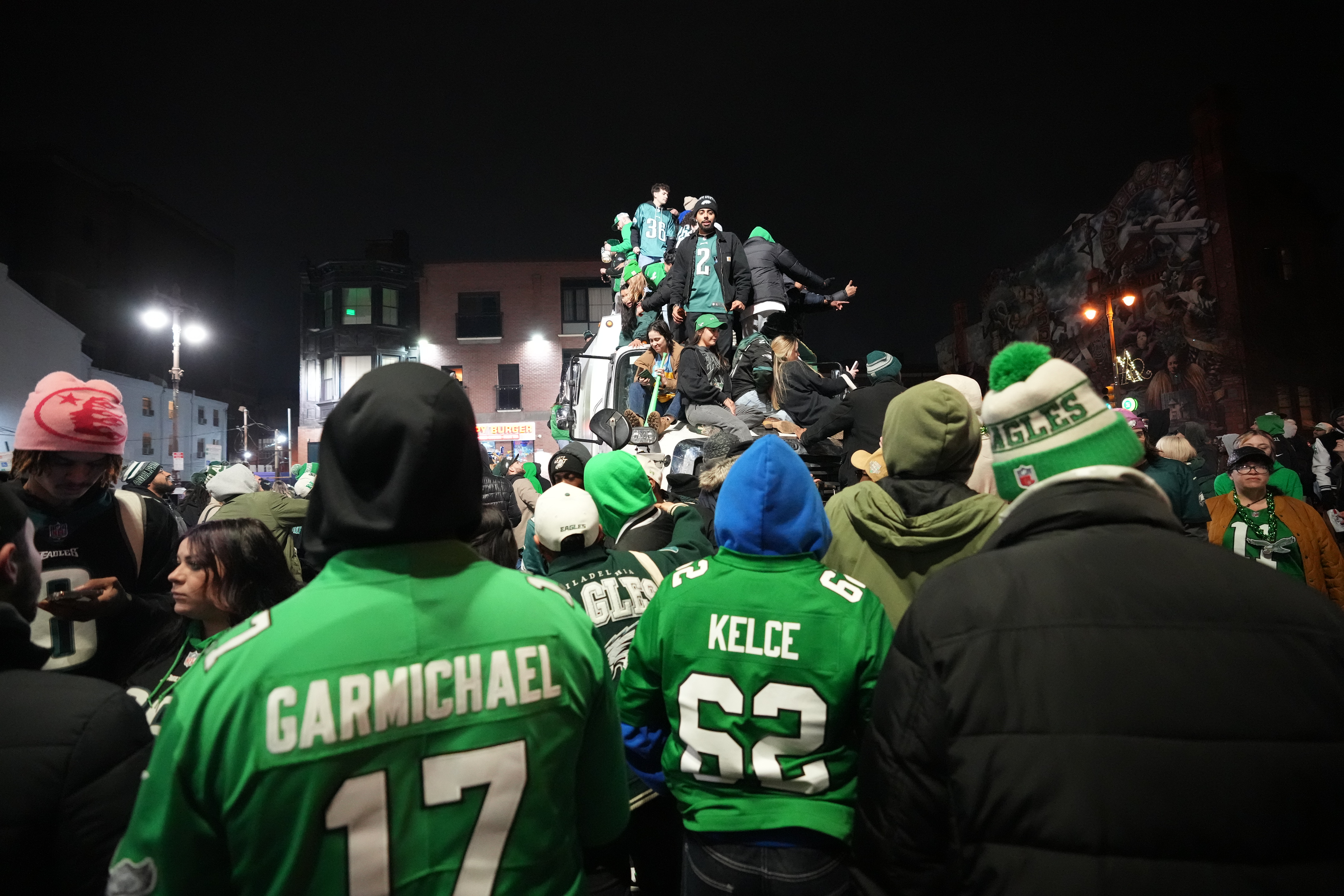 Eagles fans celebrate Super Bowl 2025 win over Kansas City Chiefs