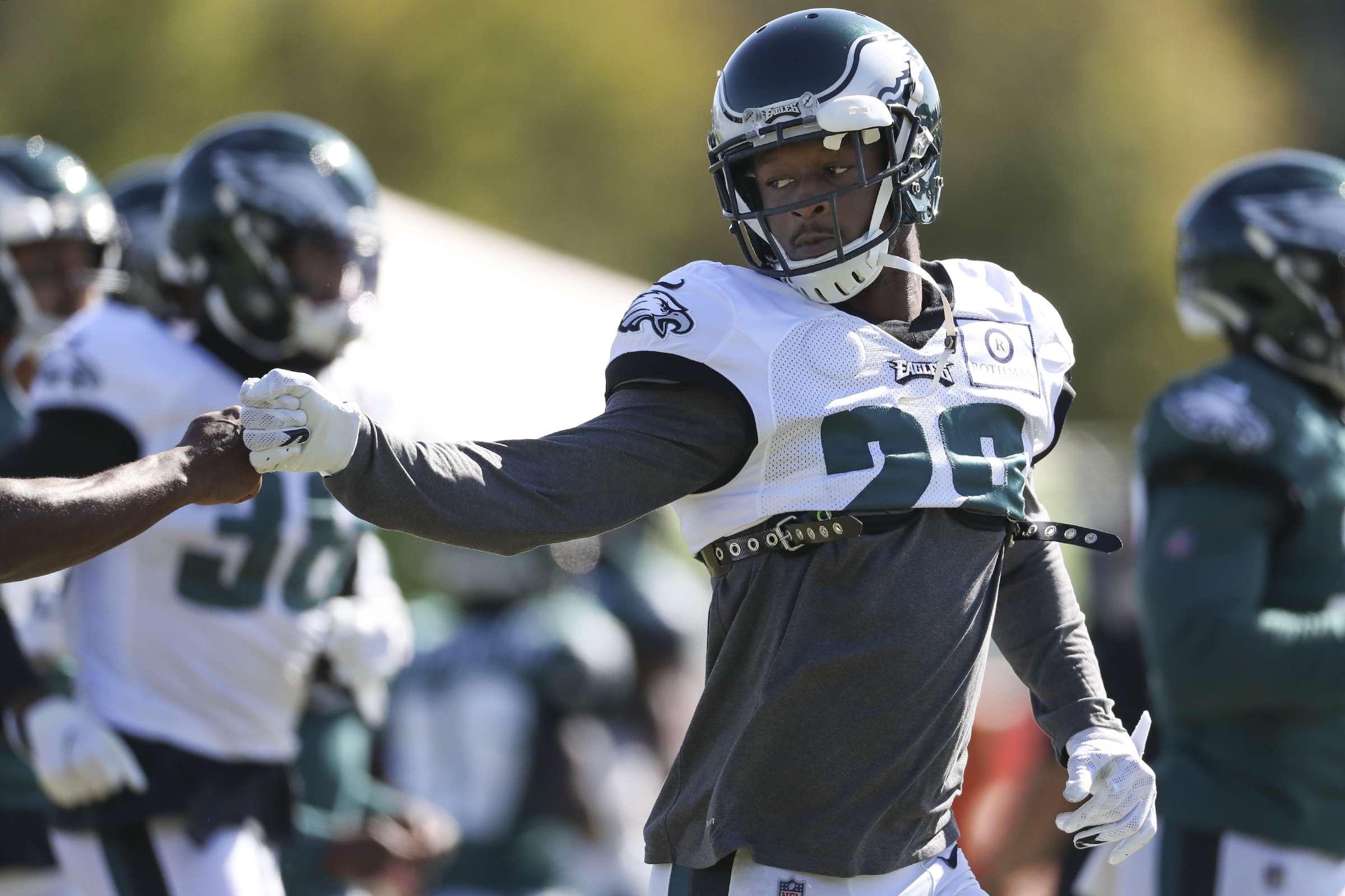 Eagles Should Make Re-Signing Jalen Mills a Priority - Sports