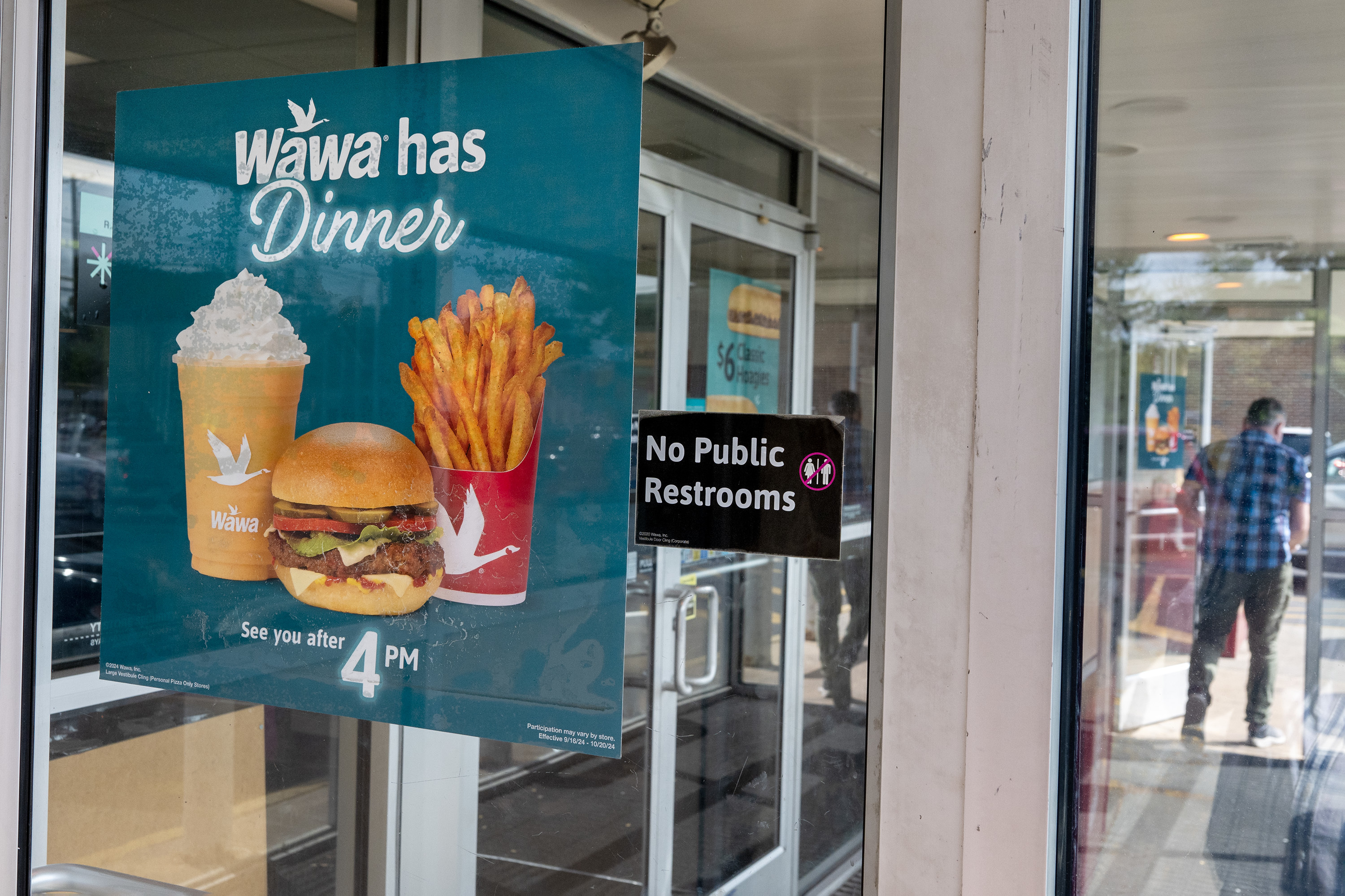U.S. convenience stores are tempting customers' palates
