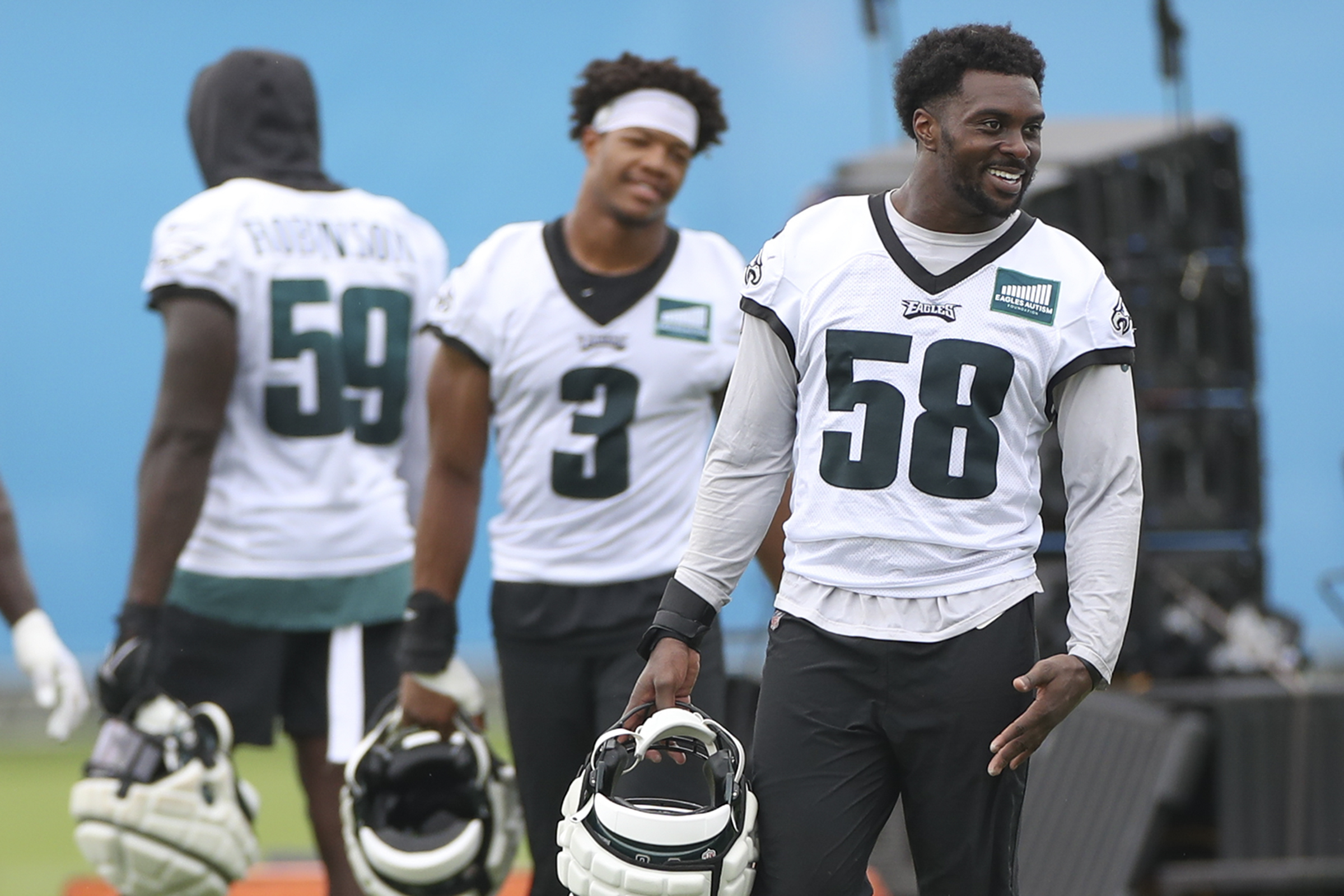 Eagles add veteran linebackers Zach Cunningham, Myles Jack; Josh Sills  returns to practice