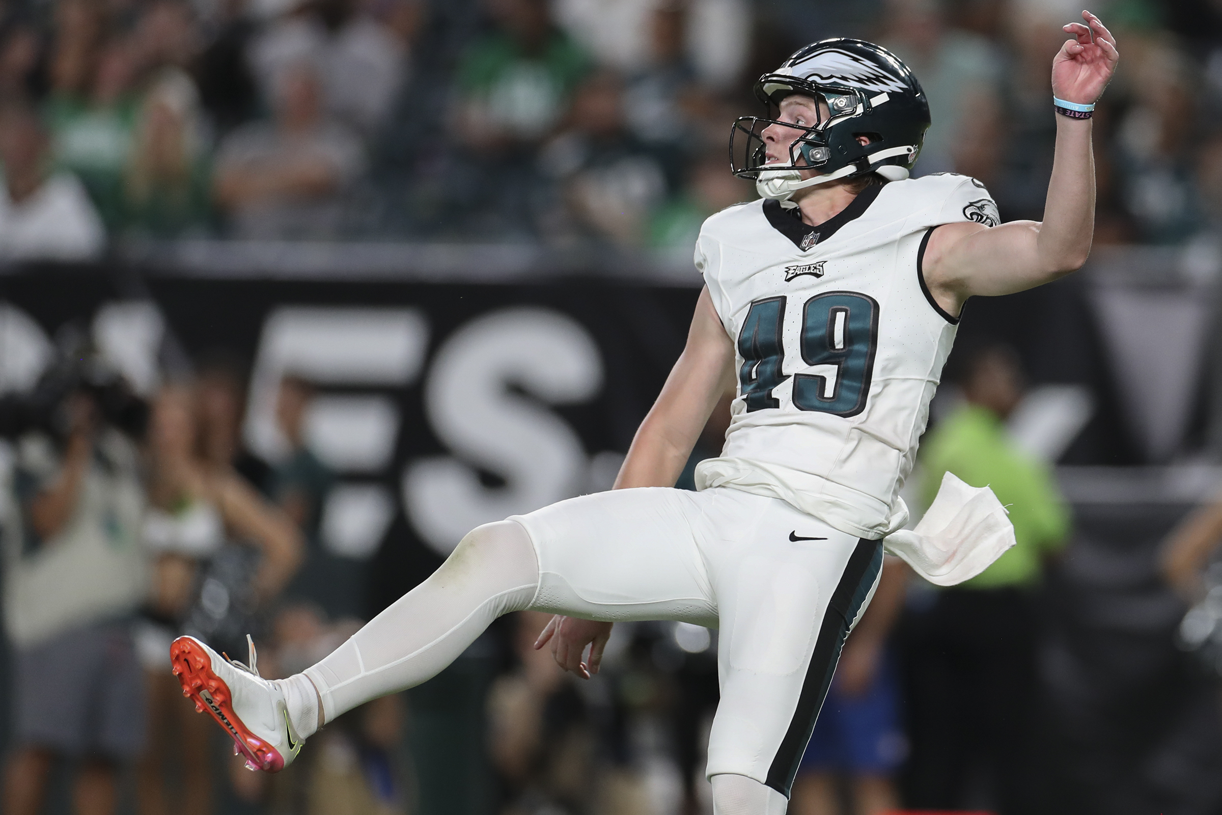 Eagles roster moves: Zech McPhearson, Greedy Williams among those