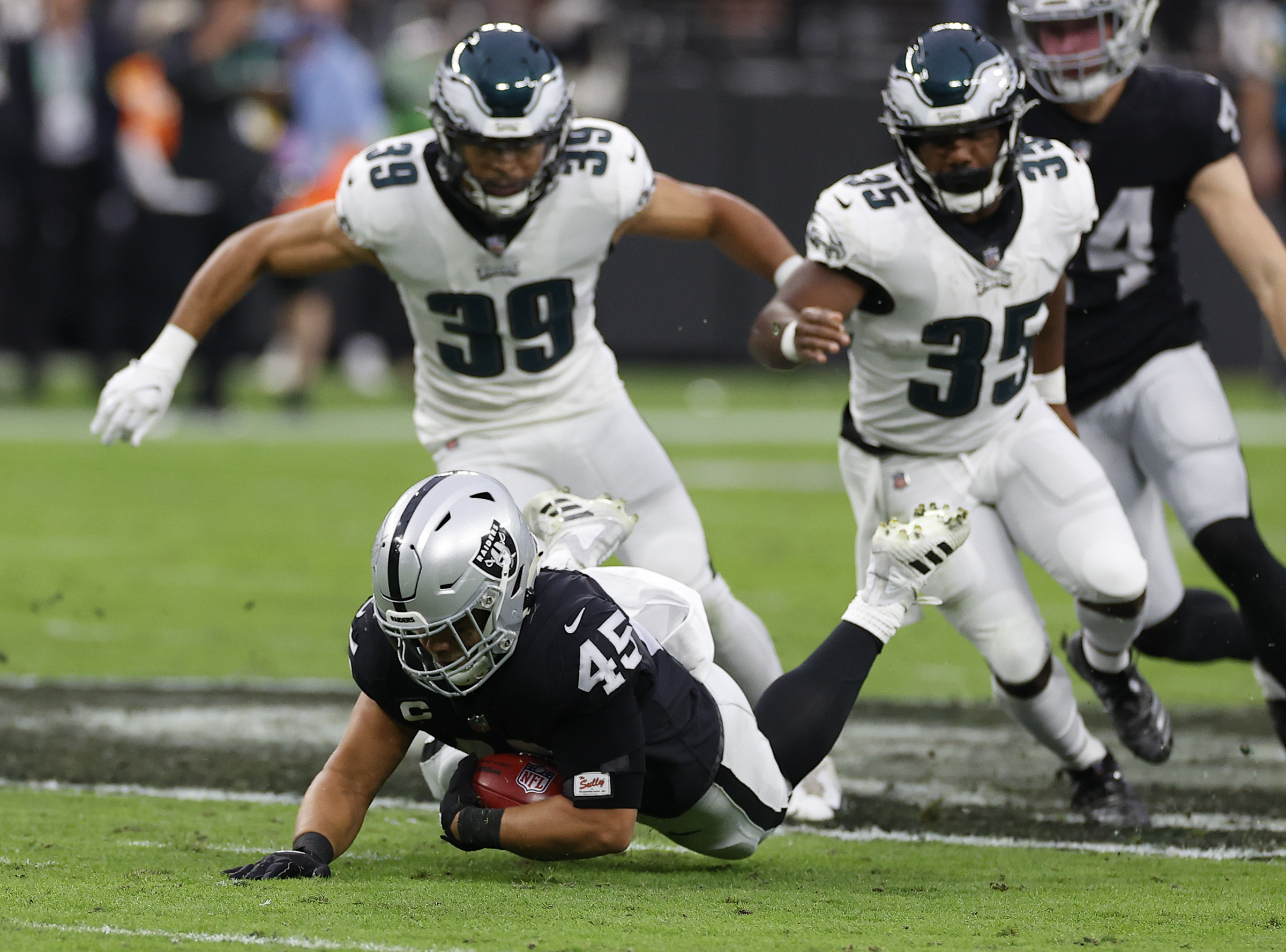 Eagles-Raiders analysis: Embarrassing, mistake-filled loss in Las