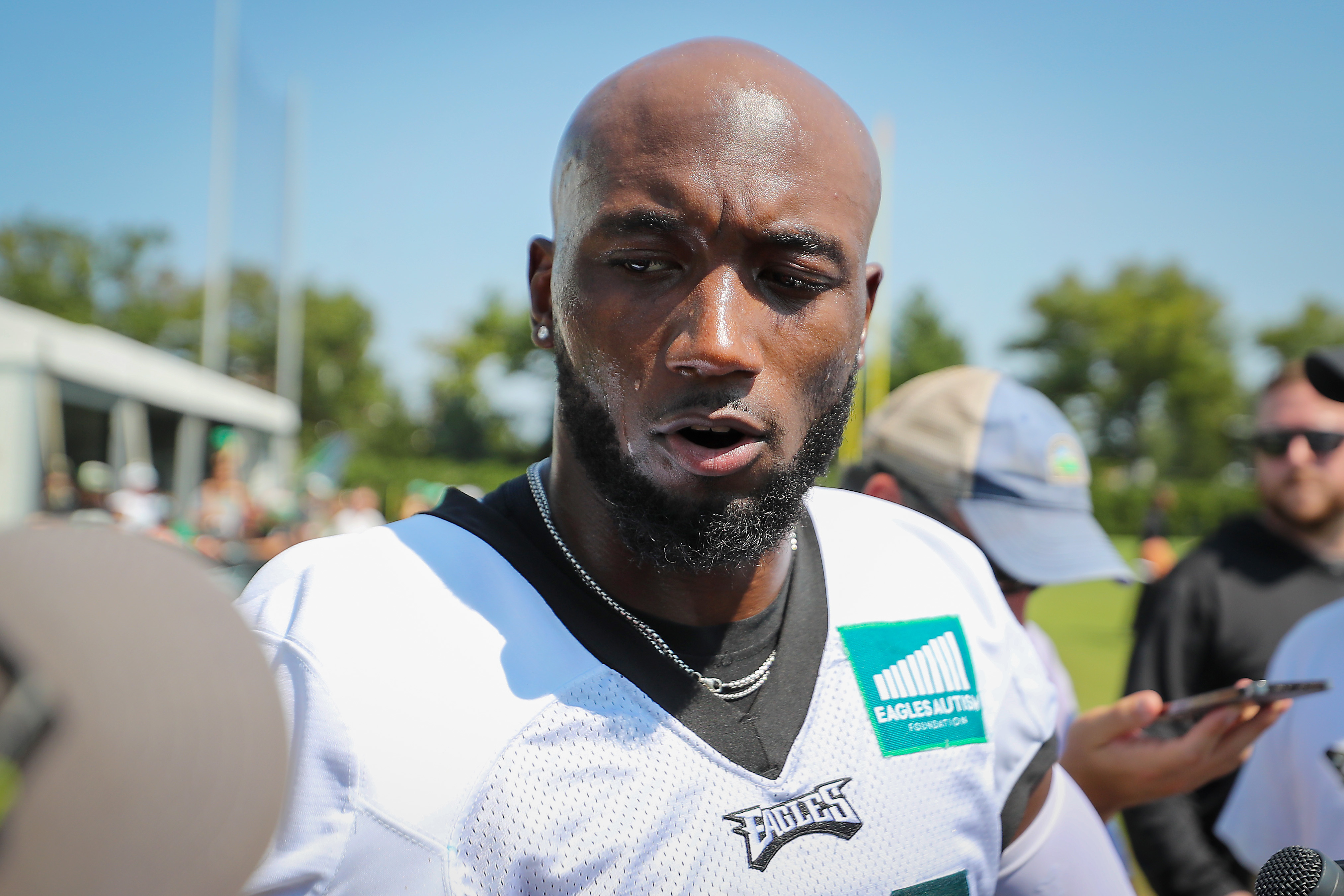 A.J. Brown's first camp day produces memories of T.O. for Eagles and fans –  Delco Times