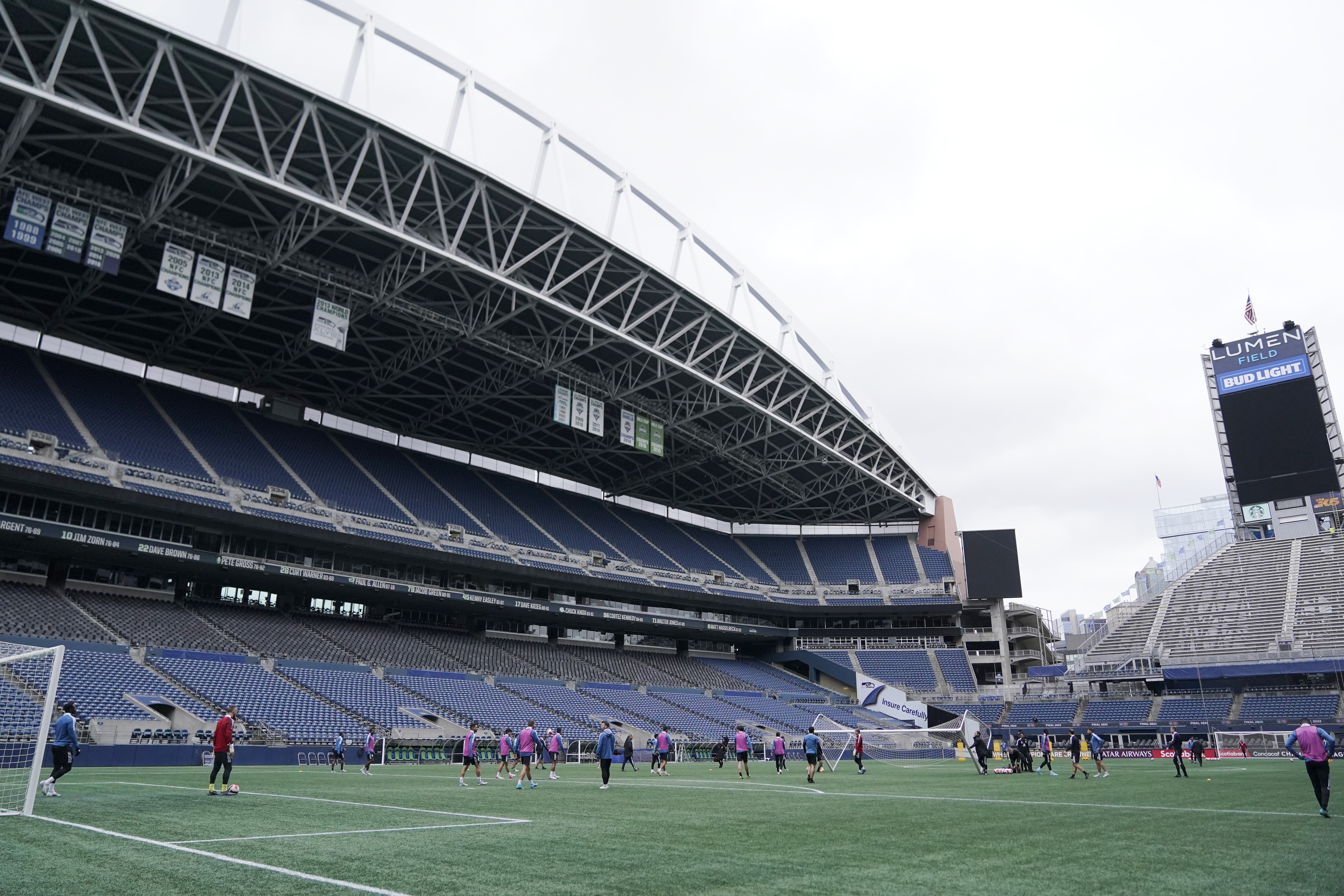 Lambeau Field to host Manchester City-Bayern Munich exhibition match, per  report - Acme Packing Company