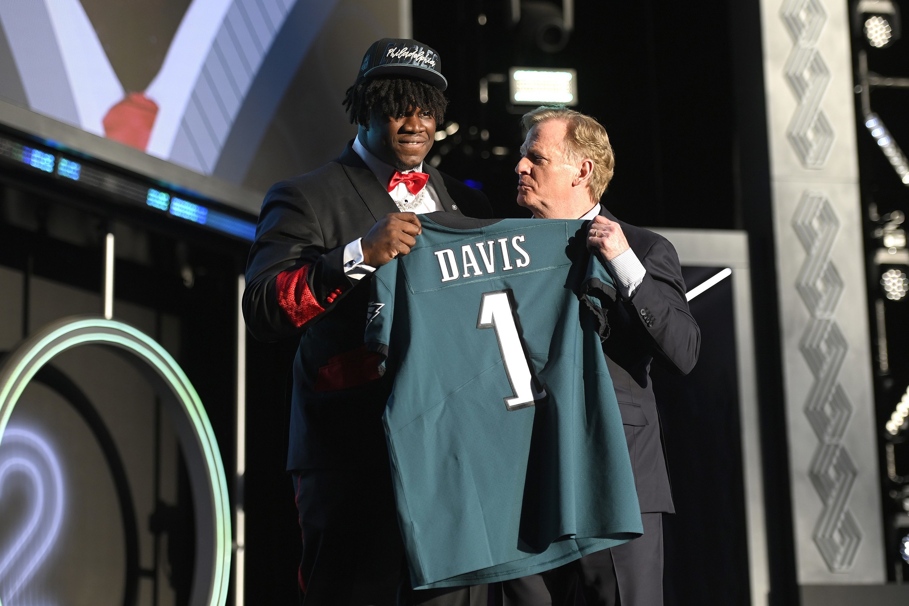 Philadelphia Eagles - With the 83rd pick in the 2022 #NFLDraft, the  Philadelphia Eagles select LB Nakobe Dean. LifeBrand, #FlyEaglesFly