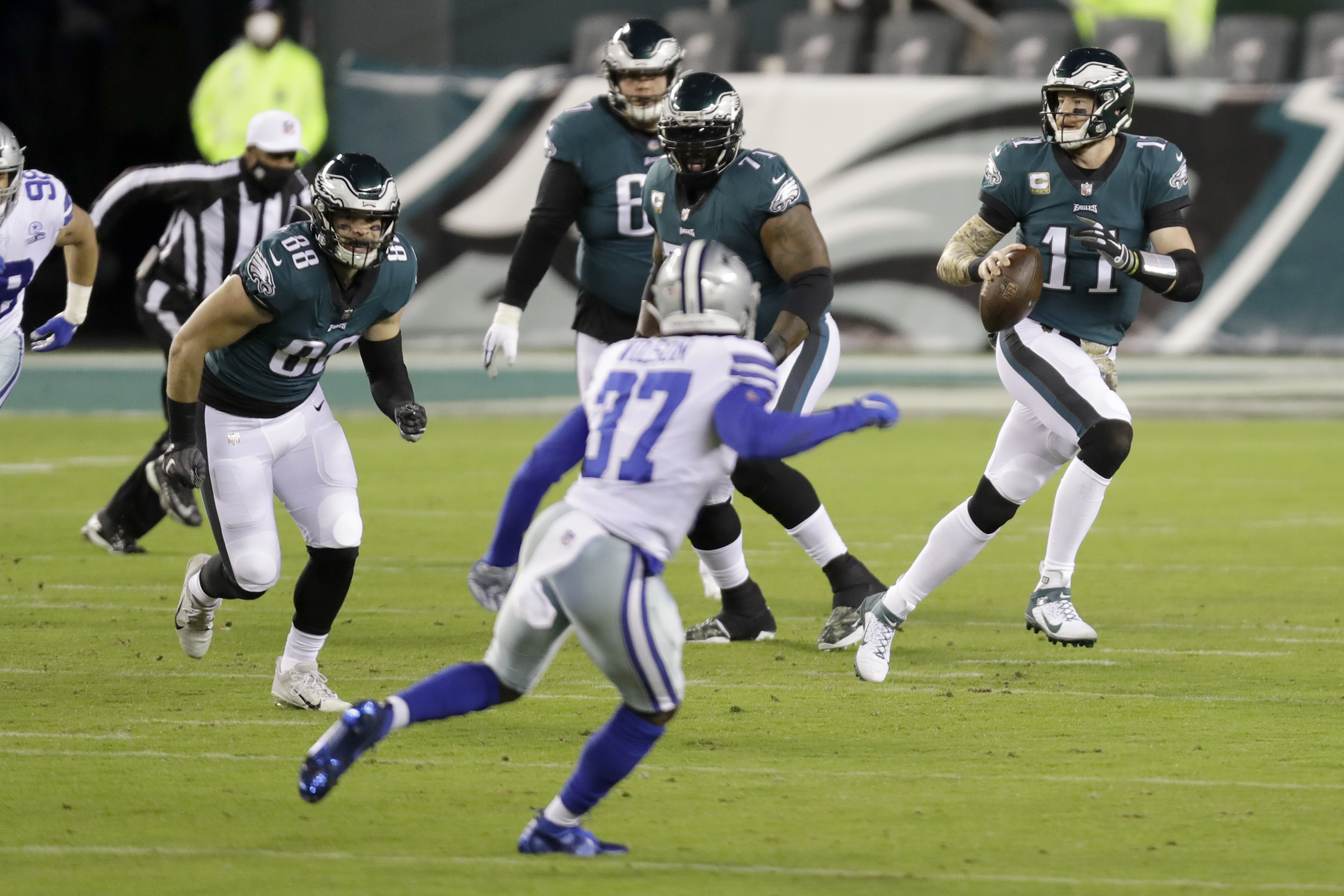 5 takeaways from Cowboys-Eagles: Dallas sweeps NFC East with