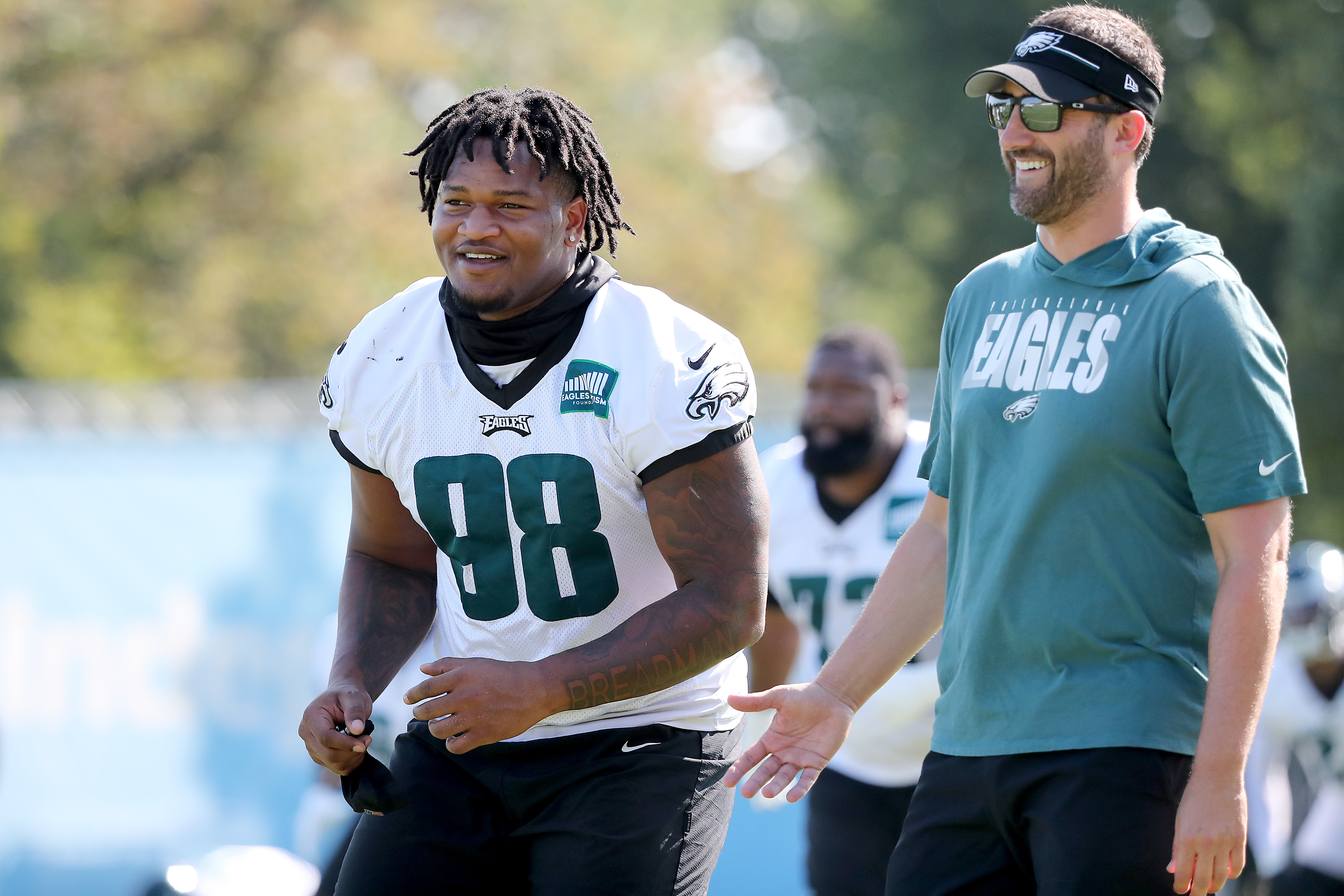 Eagles' James Bradberry fitting in well early in camp as veteran