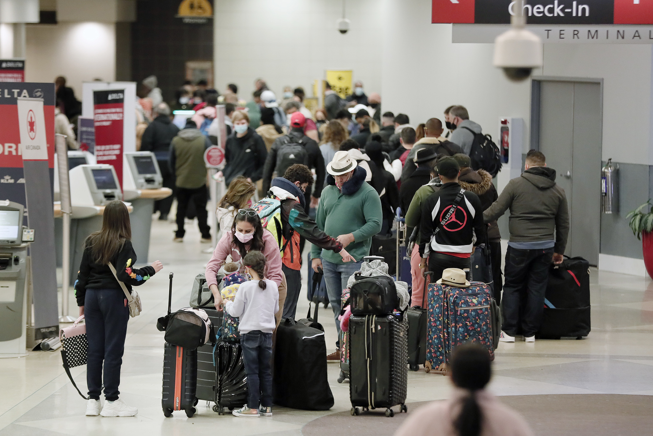 Passenger traffic at Philadelphia International Airport still down